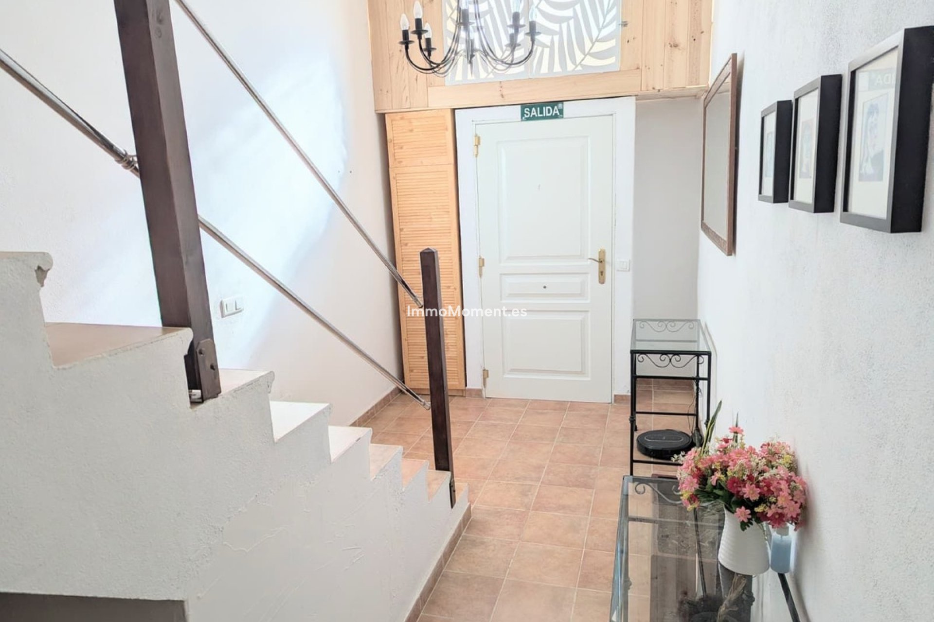 Resale - Townhouse - Inland  - Guaro