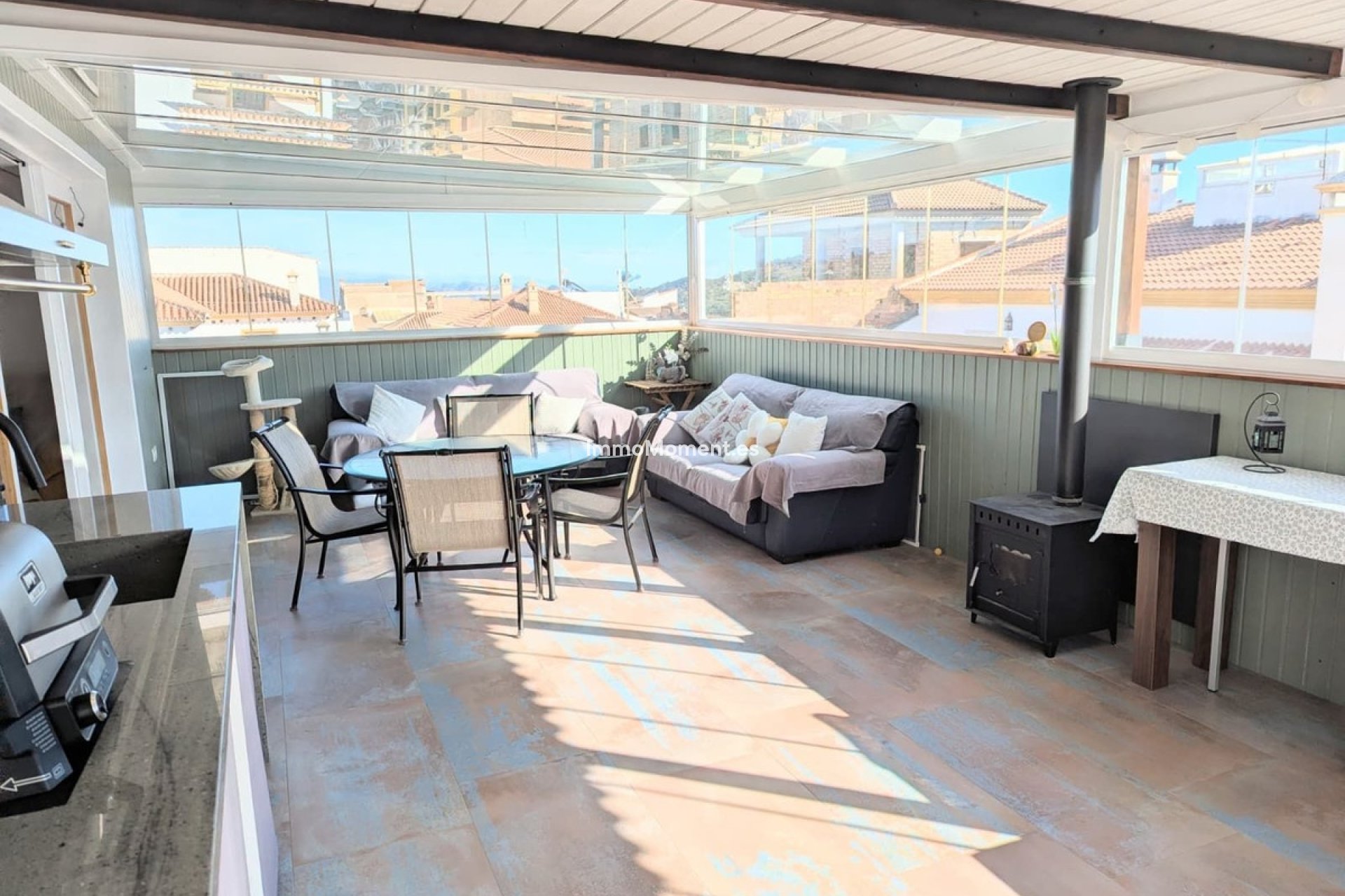 Resale - Townhouse - Inland  - Guaro