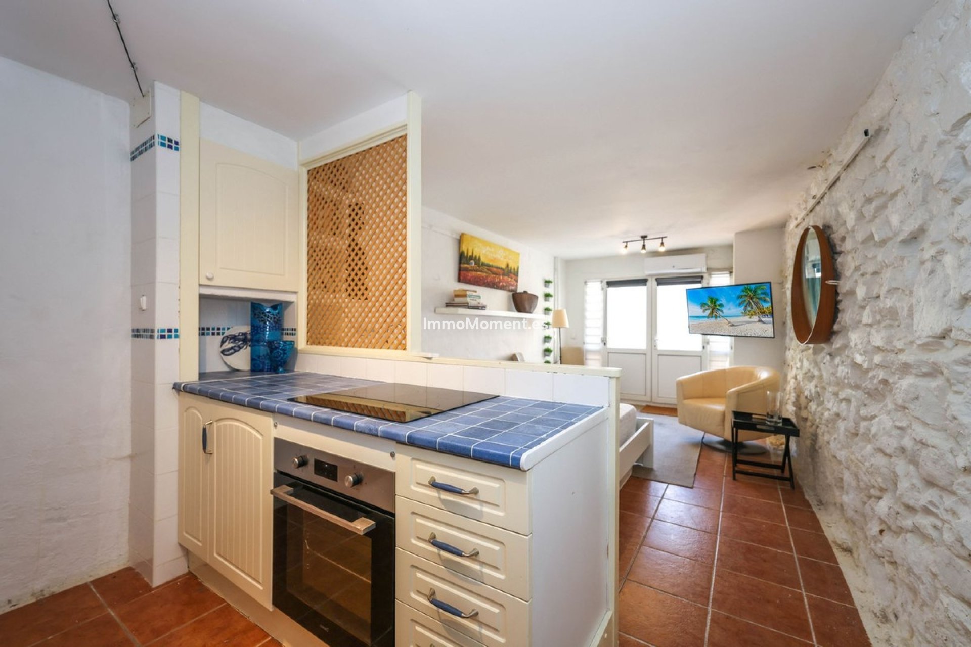 Resale - Townhouse - Inland  - Guaro