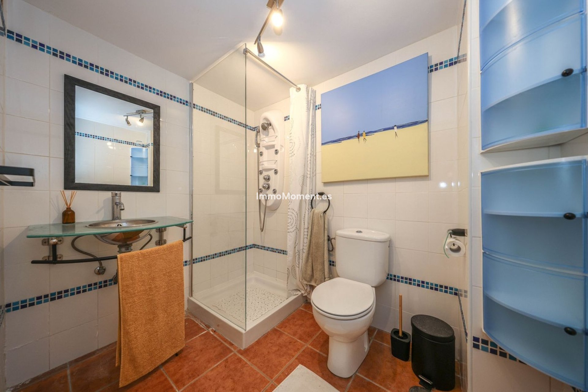 Resale - Townhouse - Inland  - Guaro