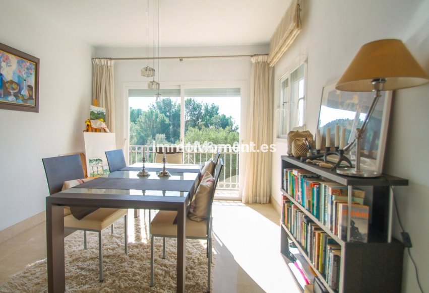 Resale - Townhouse - Inland  - Istán