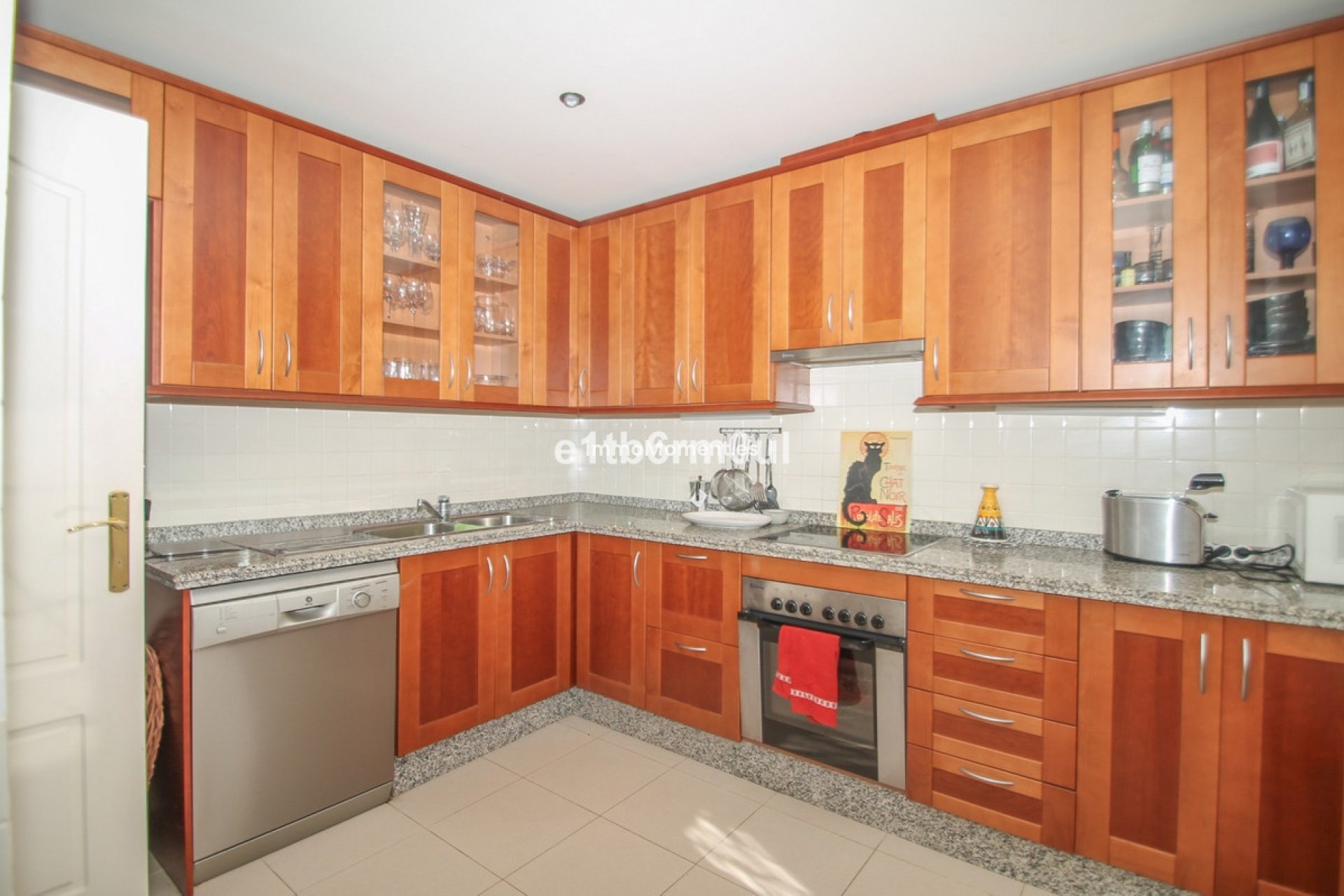 Resale - Townhouse - Inland  - Istán