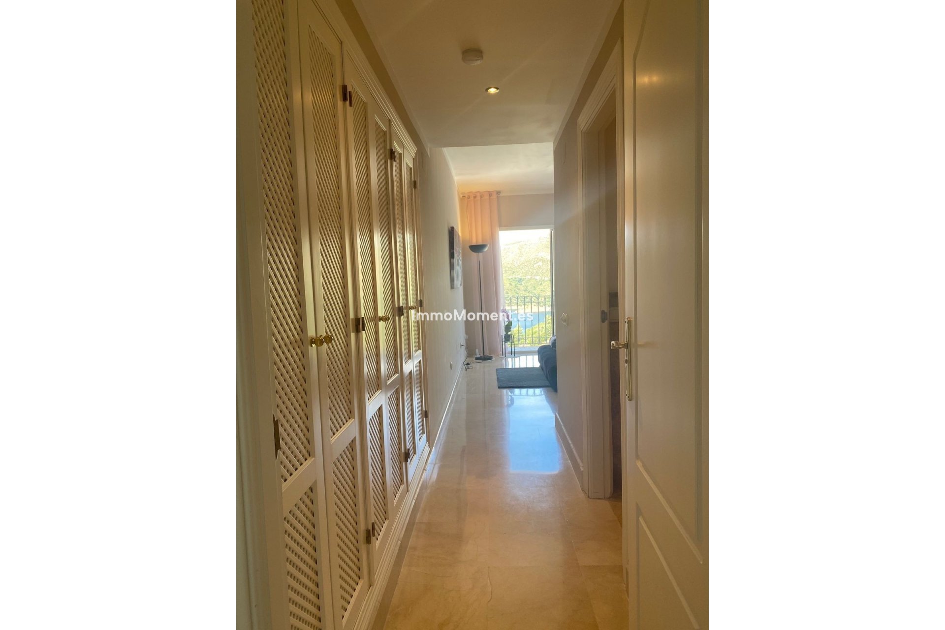 Resale - Townhouse - Inland  - Istán