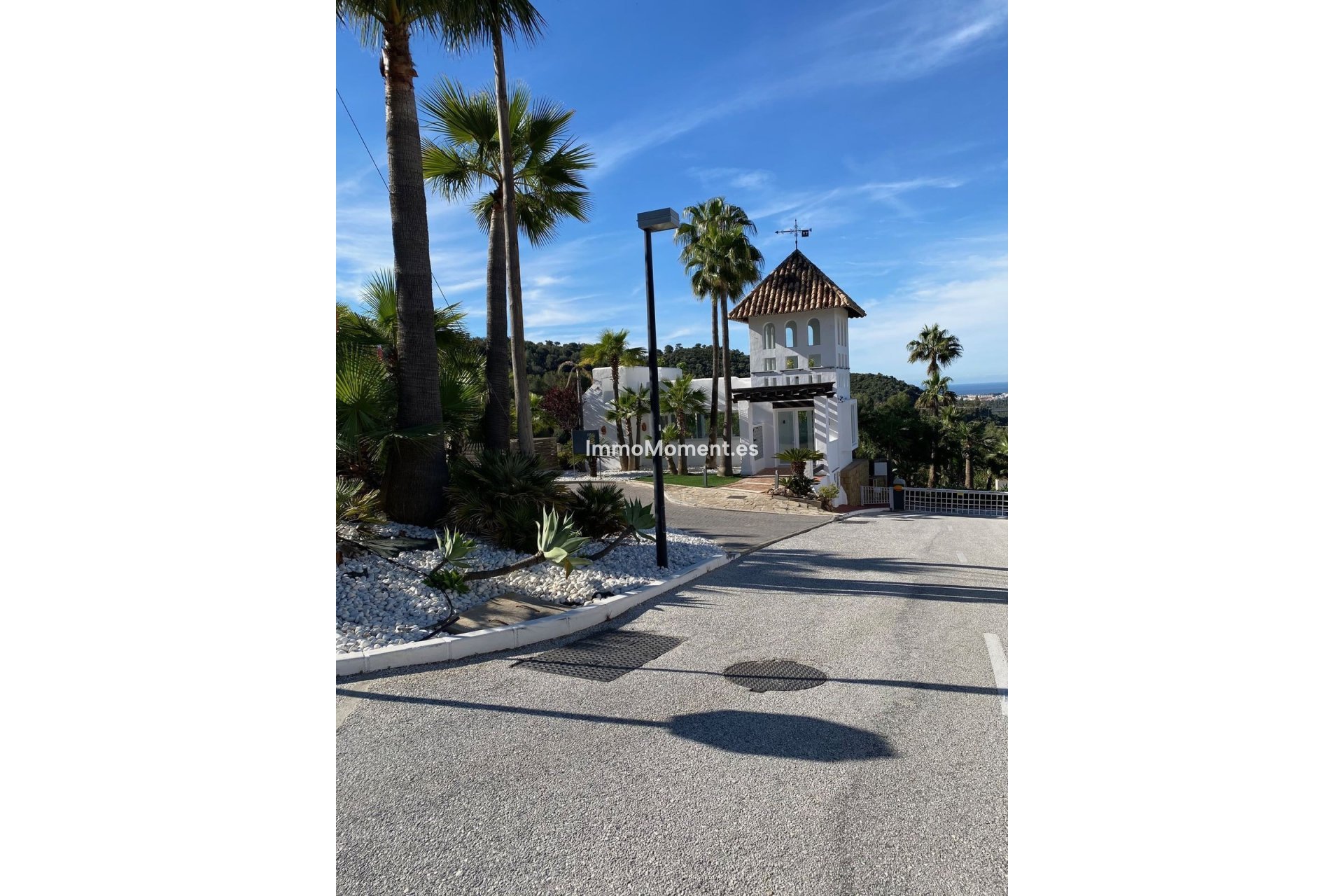 Resale - Townhouse - Inland  - Istán