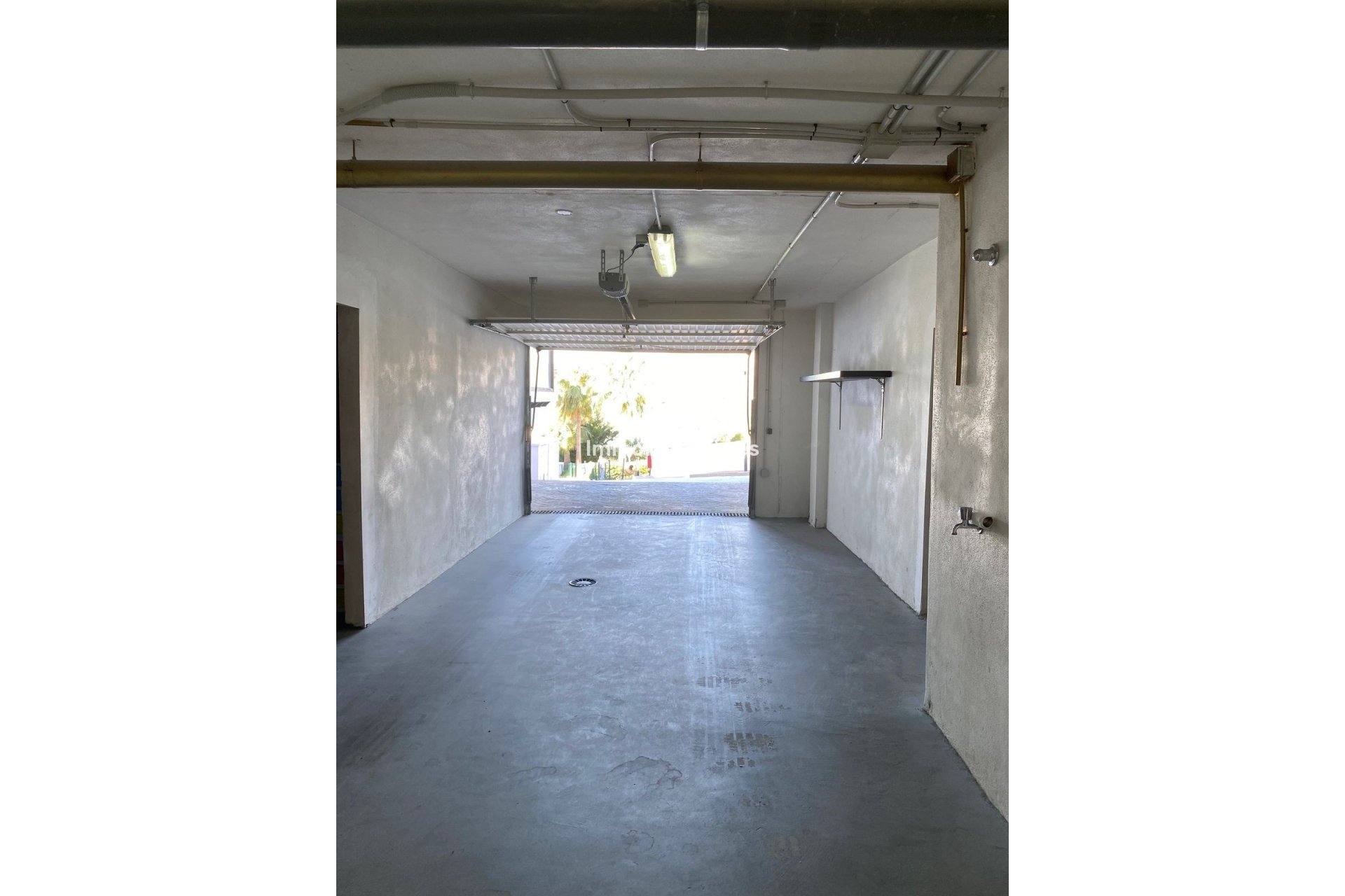 Resale - Townhouse - Inland  - Istán