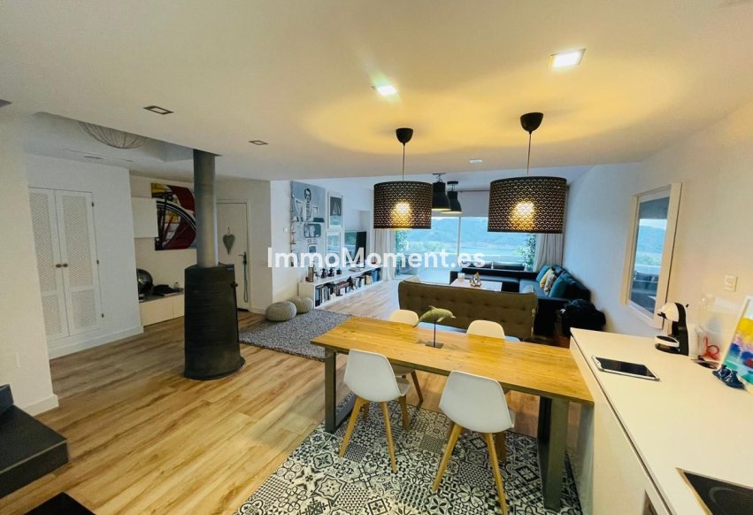 Resale - Townhouse - Inland  - Istán