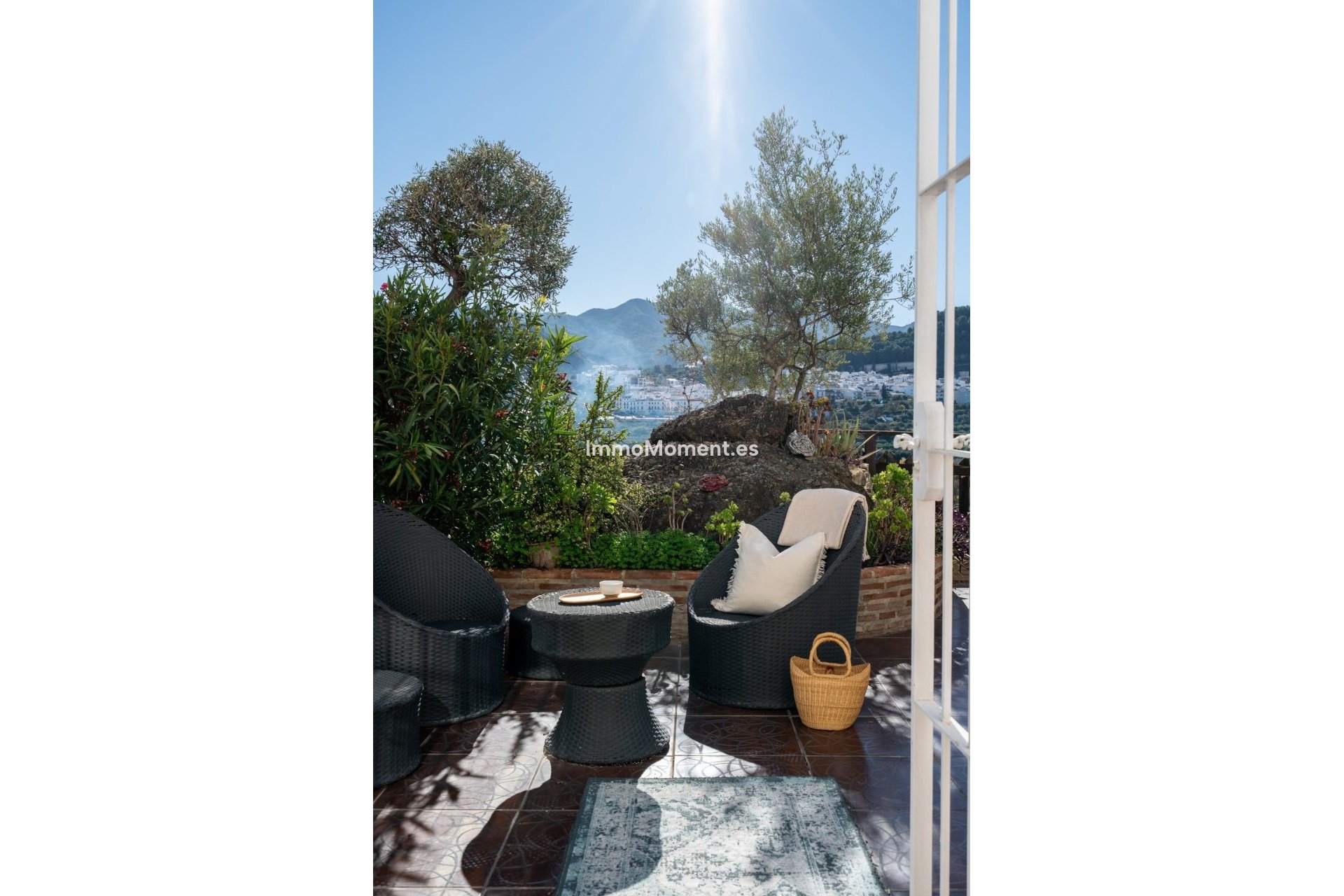 Resale - Townhouse - Inland  - Monda