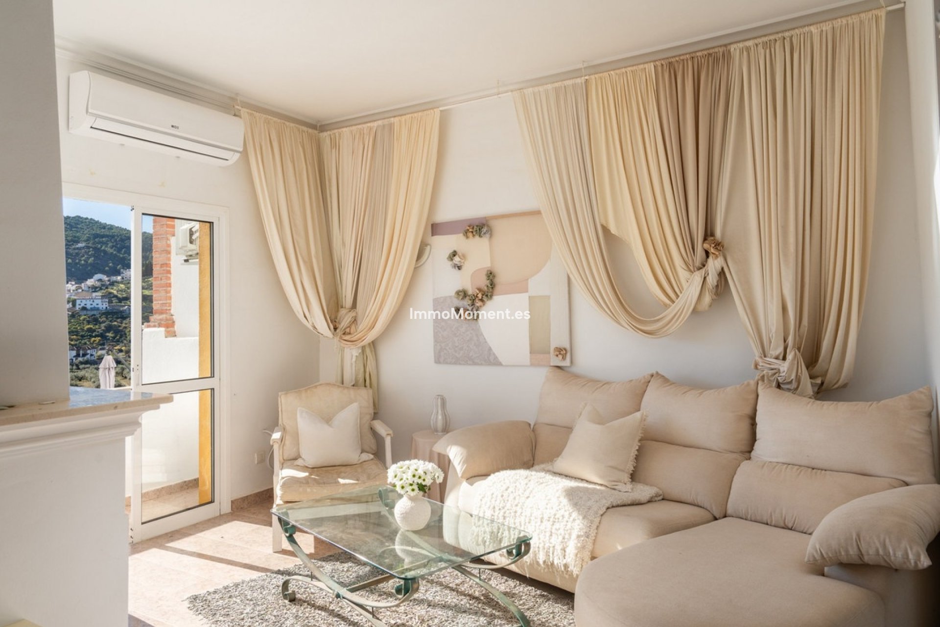 Resale - Townhouse - Inland  - Monda