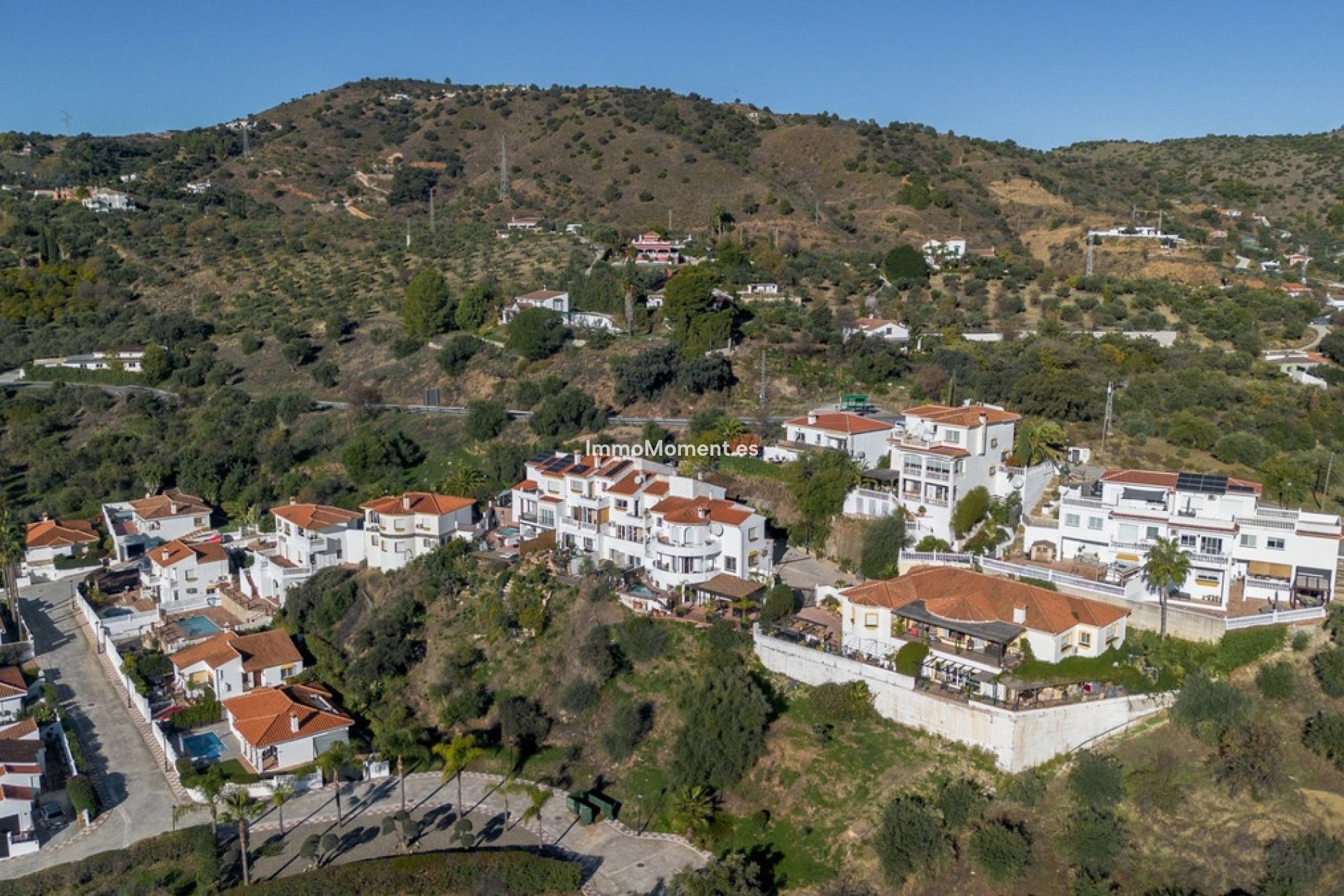 Resale - Townhouse - Inland  - Monda