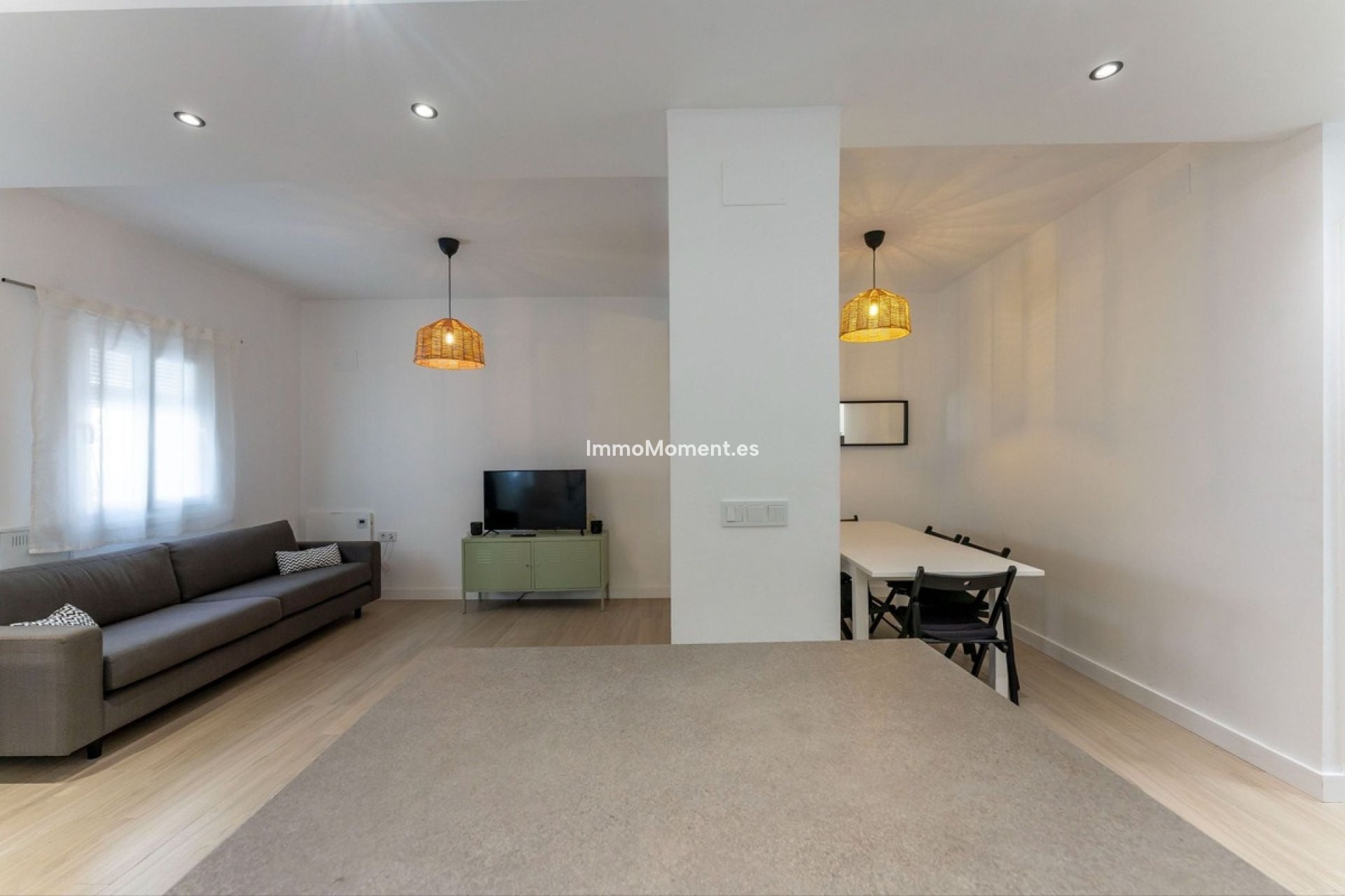 Resale - Townhouse - Inland  - Monda