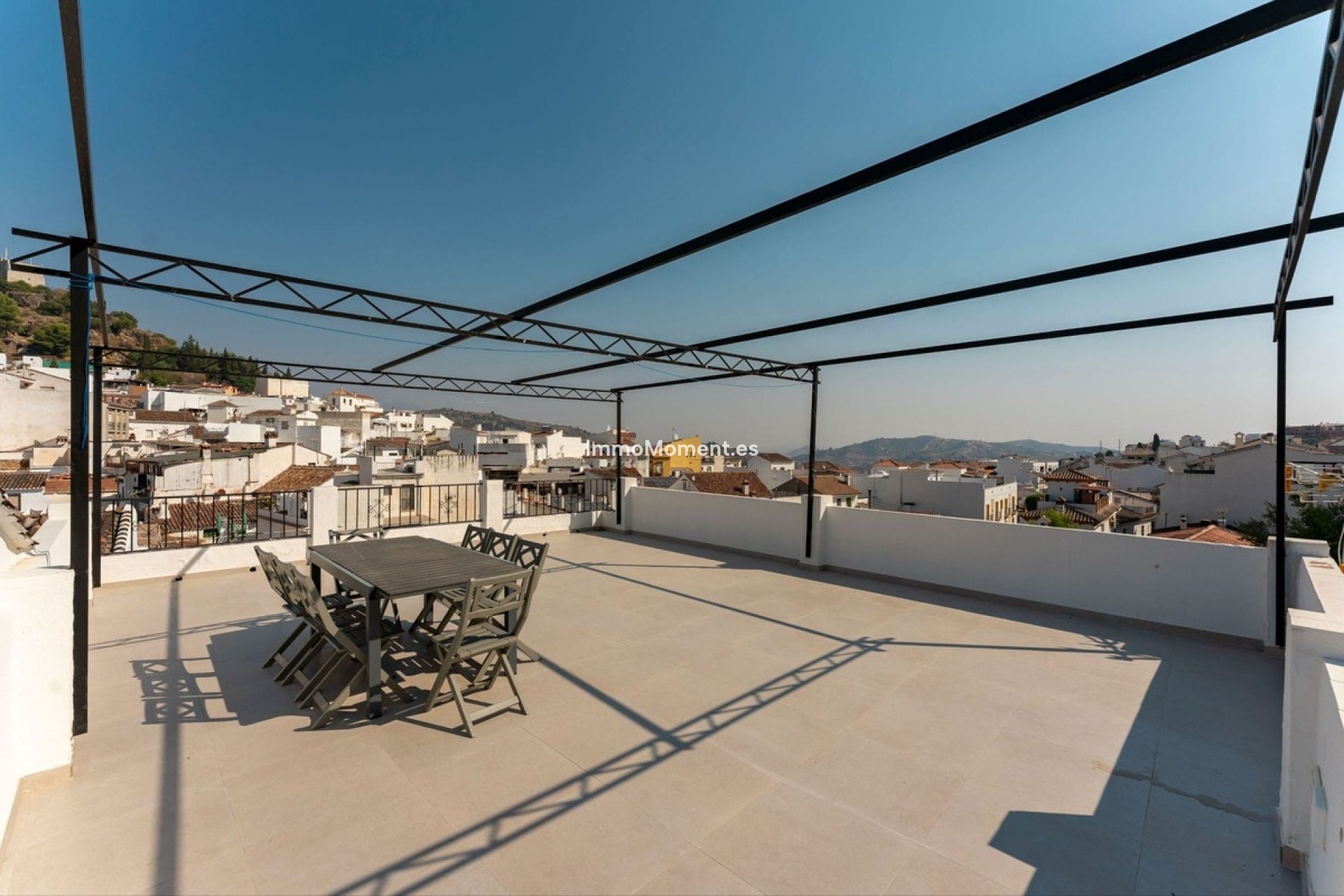 Resale - Townhouse - Inland  - Monda