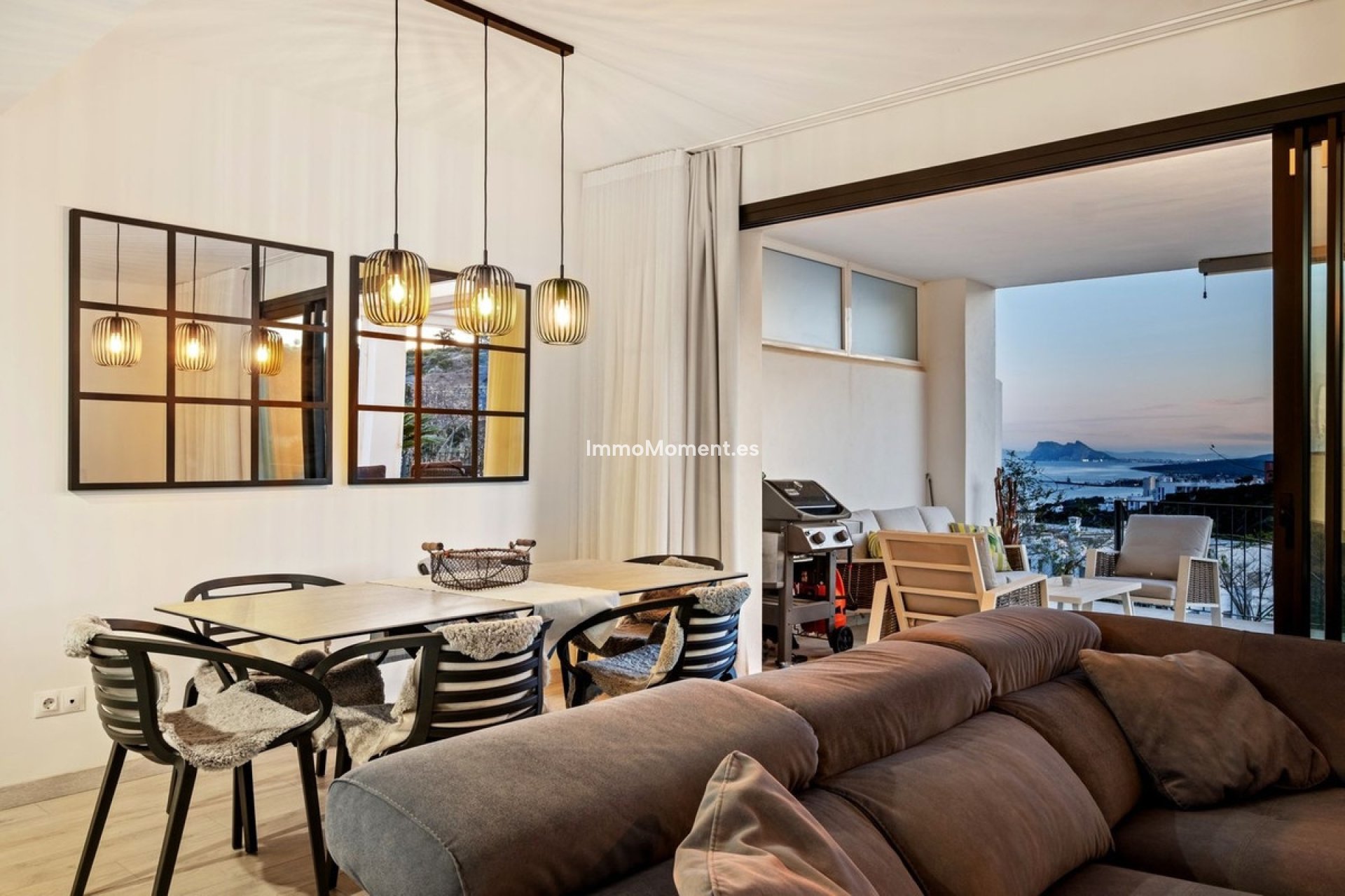 Resale - Townhouse - Manilva