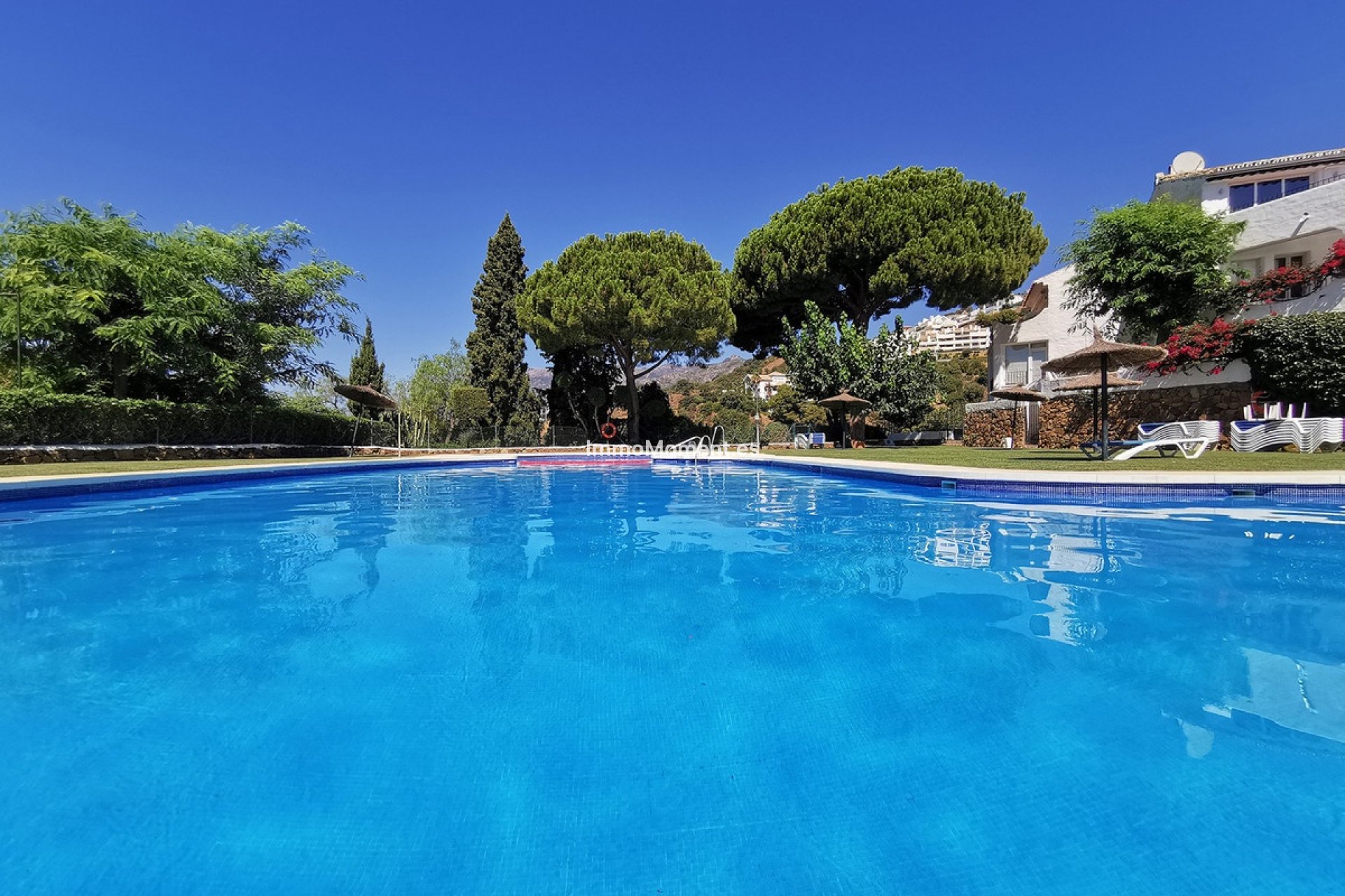 Resale - Townhouse - Marbella - Altos de los Monteros
