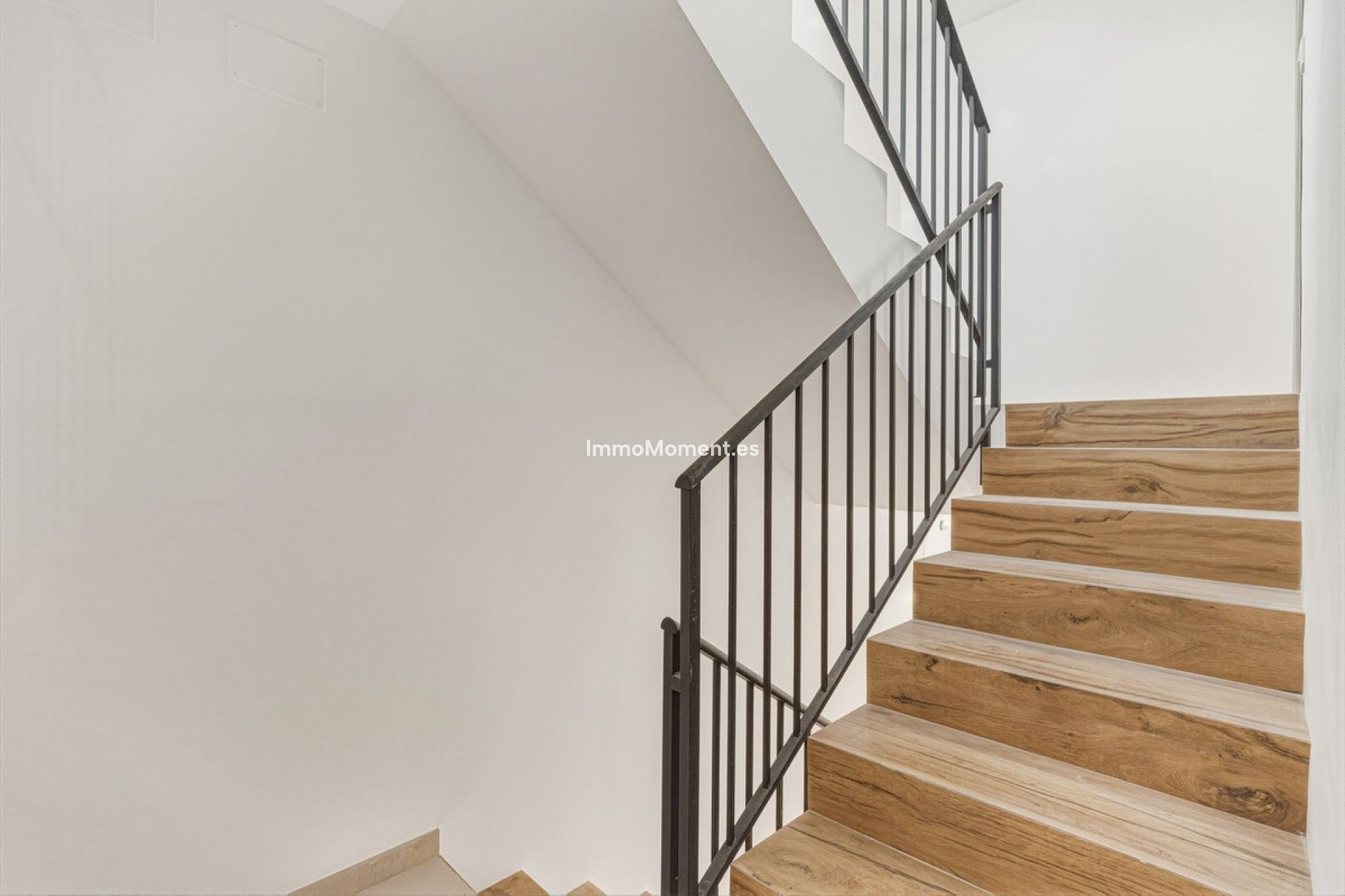 Resale - Townhouse - Marbella - Altos de los Monteros
