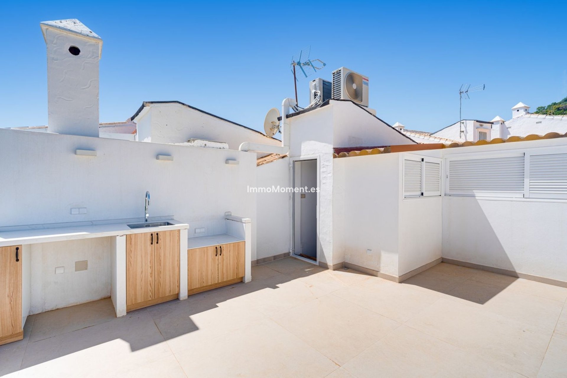 Resale - Townhouse - Marbella - Altos de los Monteros