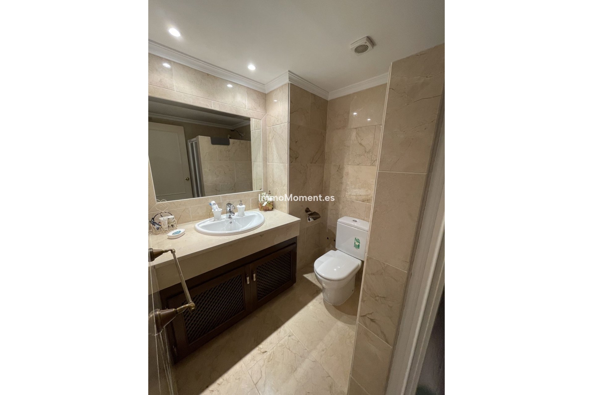 Resale - Townhouse - Marbella - Altos de los Monteros