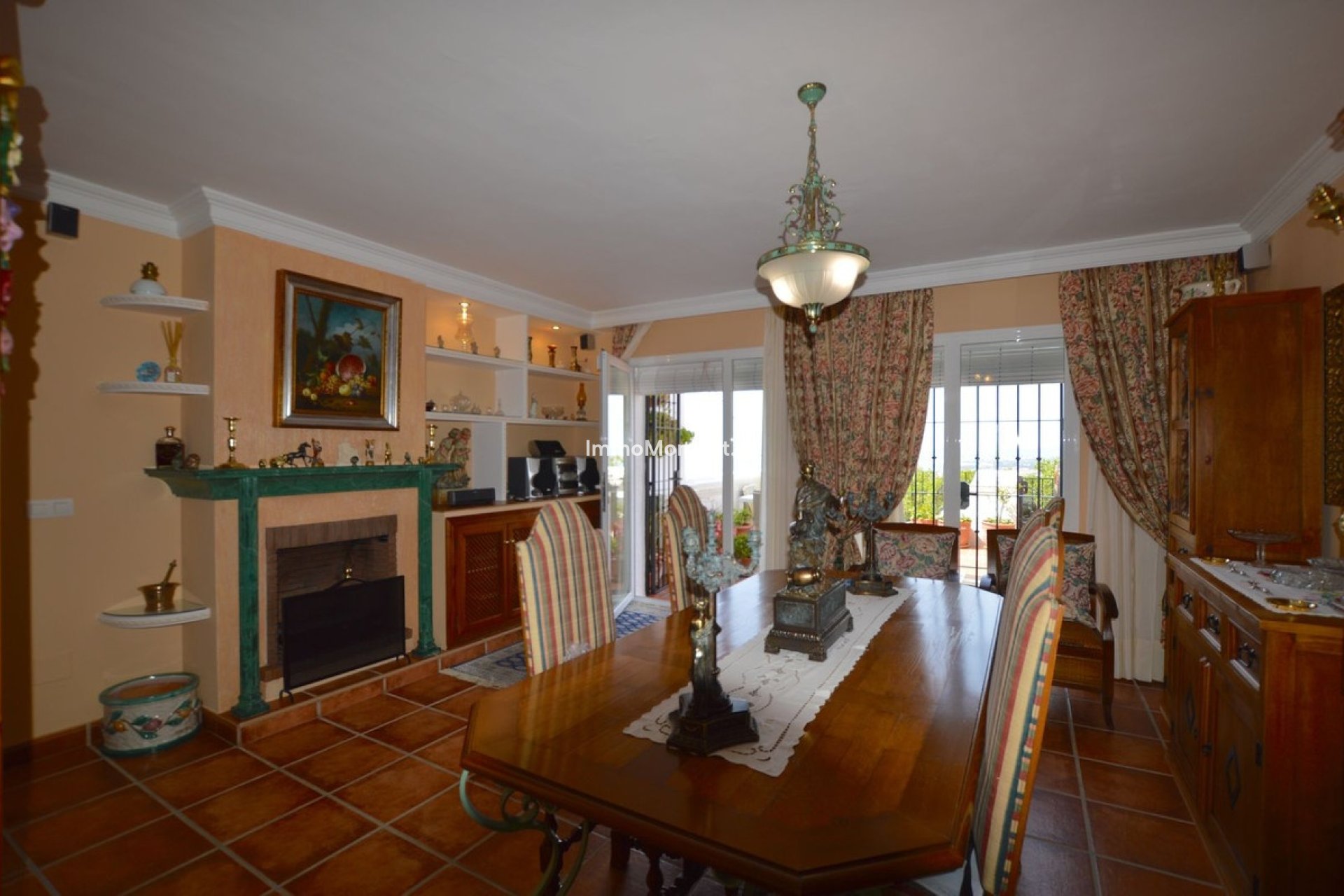 Resale - Townhouse - Marbella - Altos de los Monteros