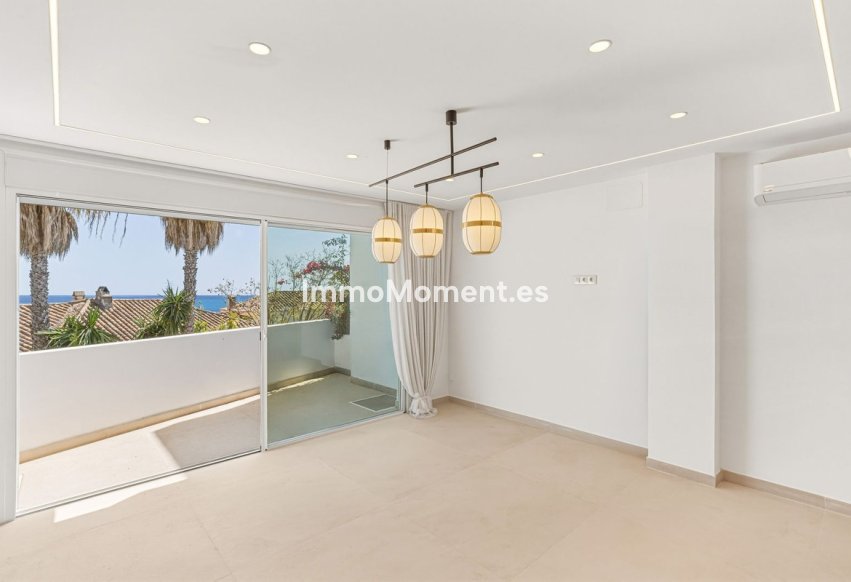 Resale - Townhouse - Marbella - Altos de los Monteros