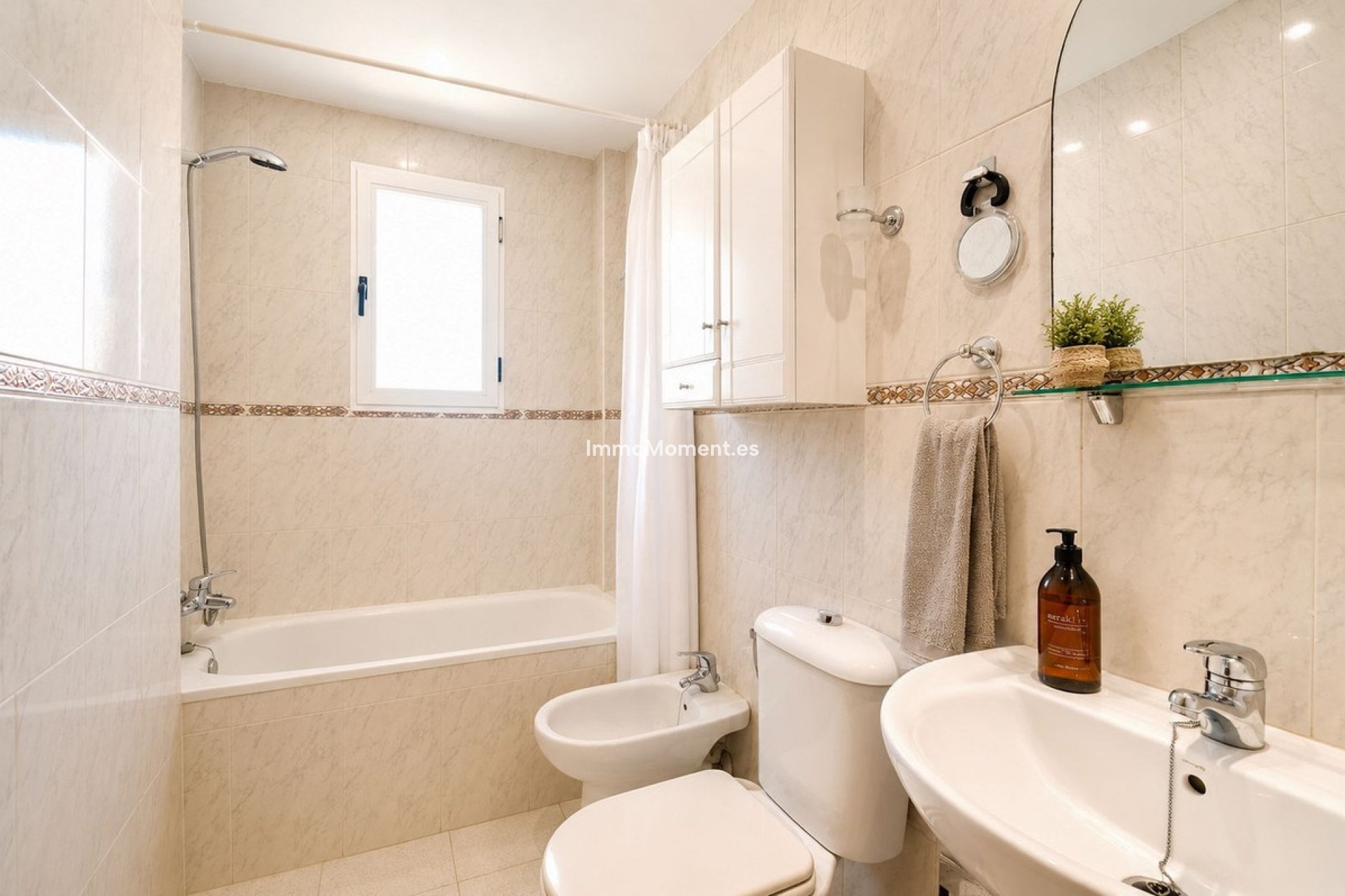 Resale - Townhouse - Marbella - Costabella