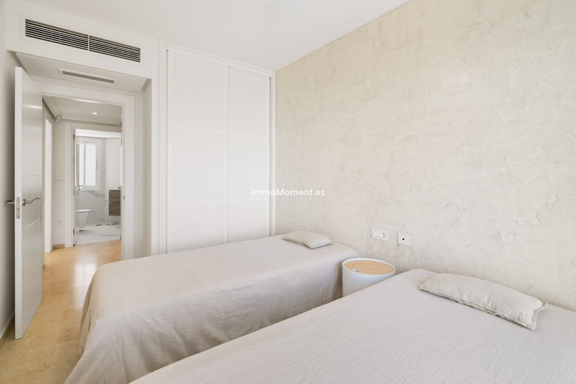 Resale - Townhouse - Marbella - Costabella