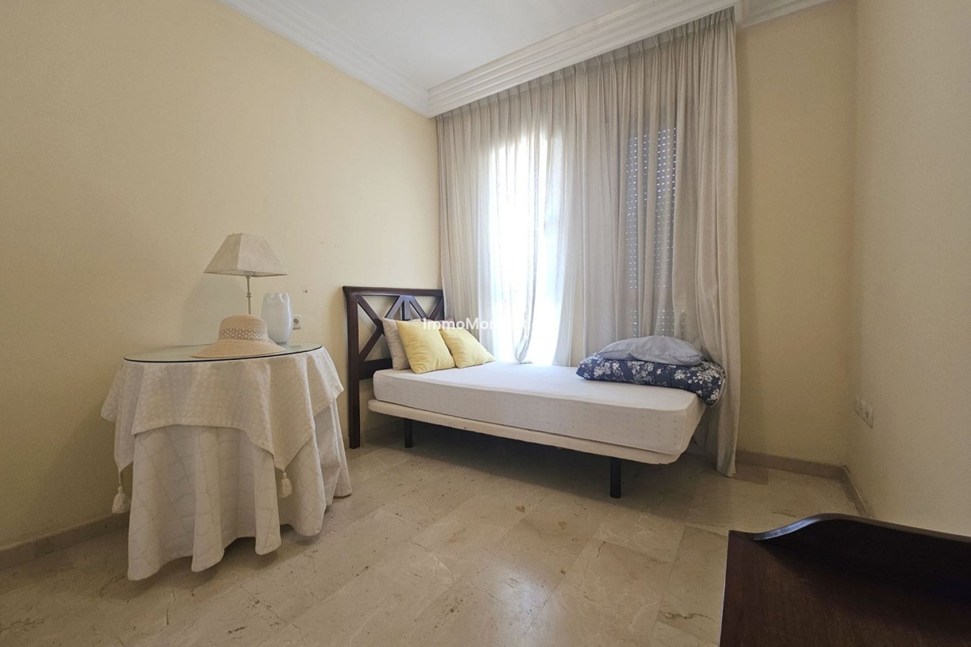 Resale - Townhouse - Marbella - El Rosario