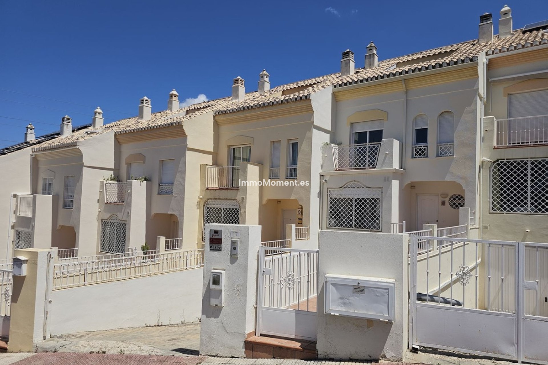 Resale - Townhouse - Marbella - El Rosario