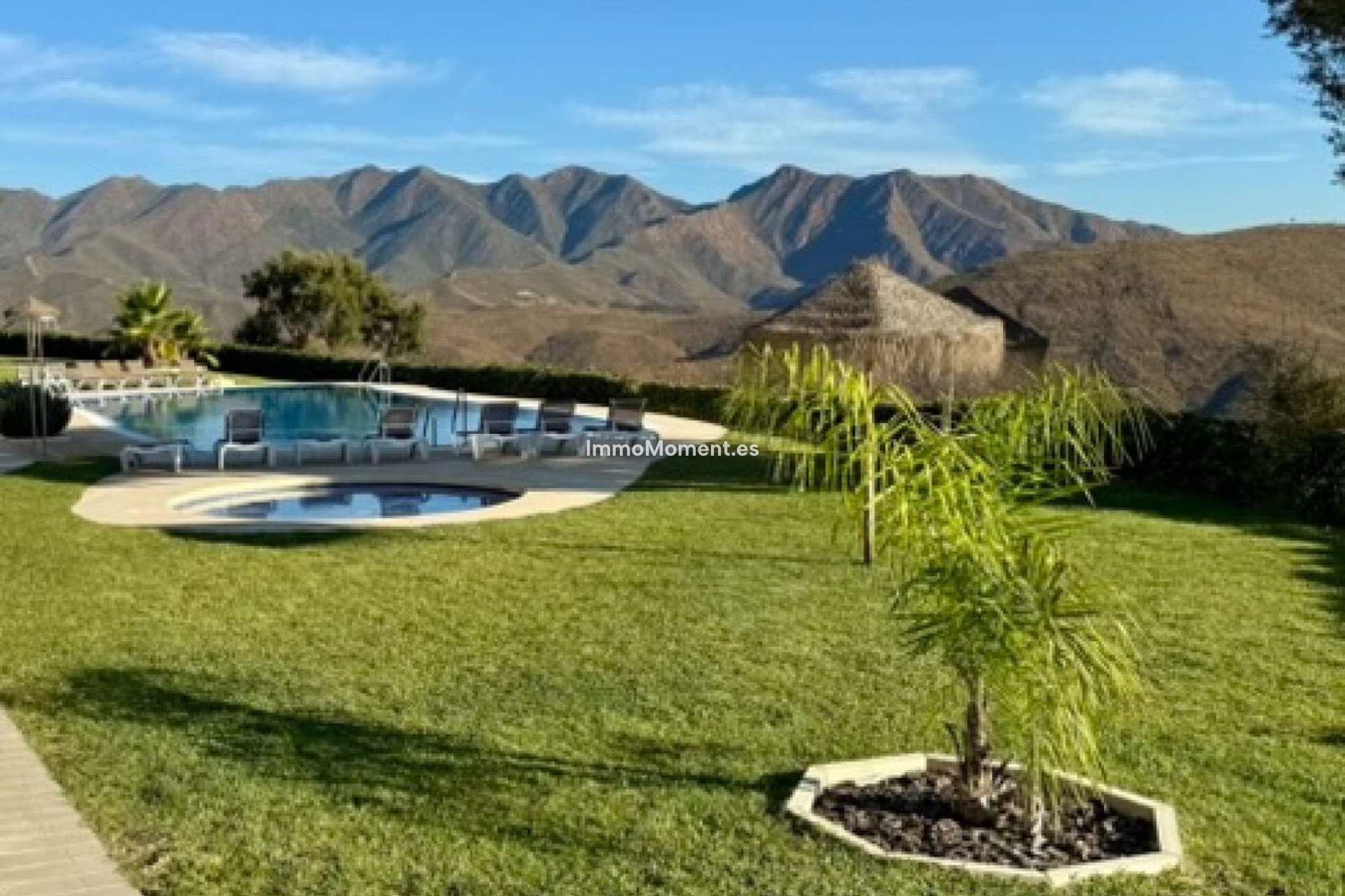 Resale - Townhouse - Marbella - Elviria