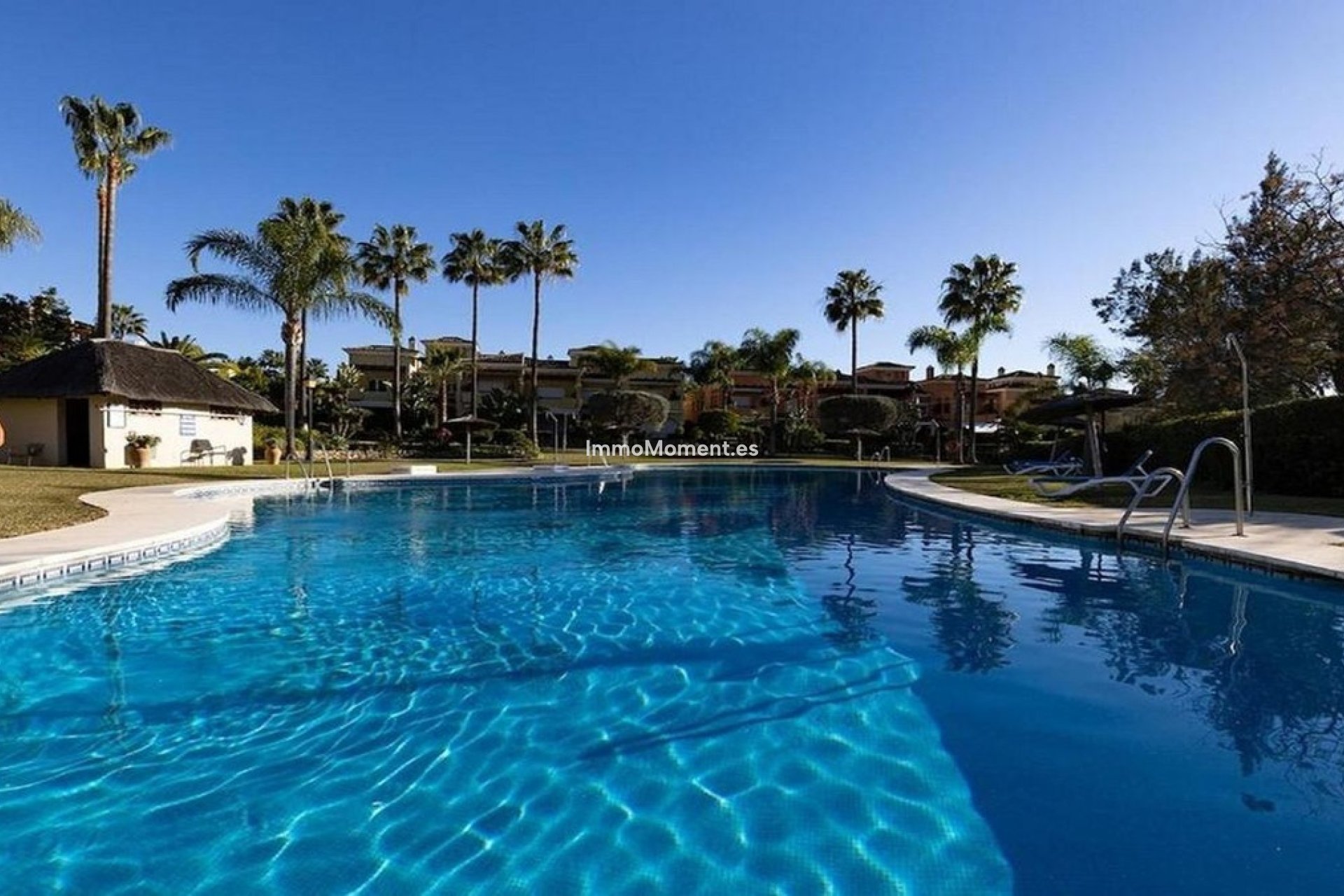 Resale - Townhouse - Marbella - Guadalmina Baja