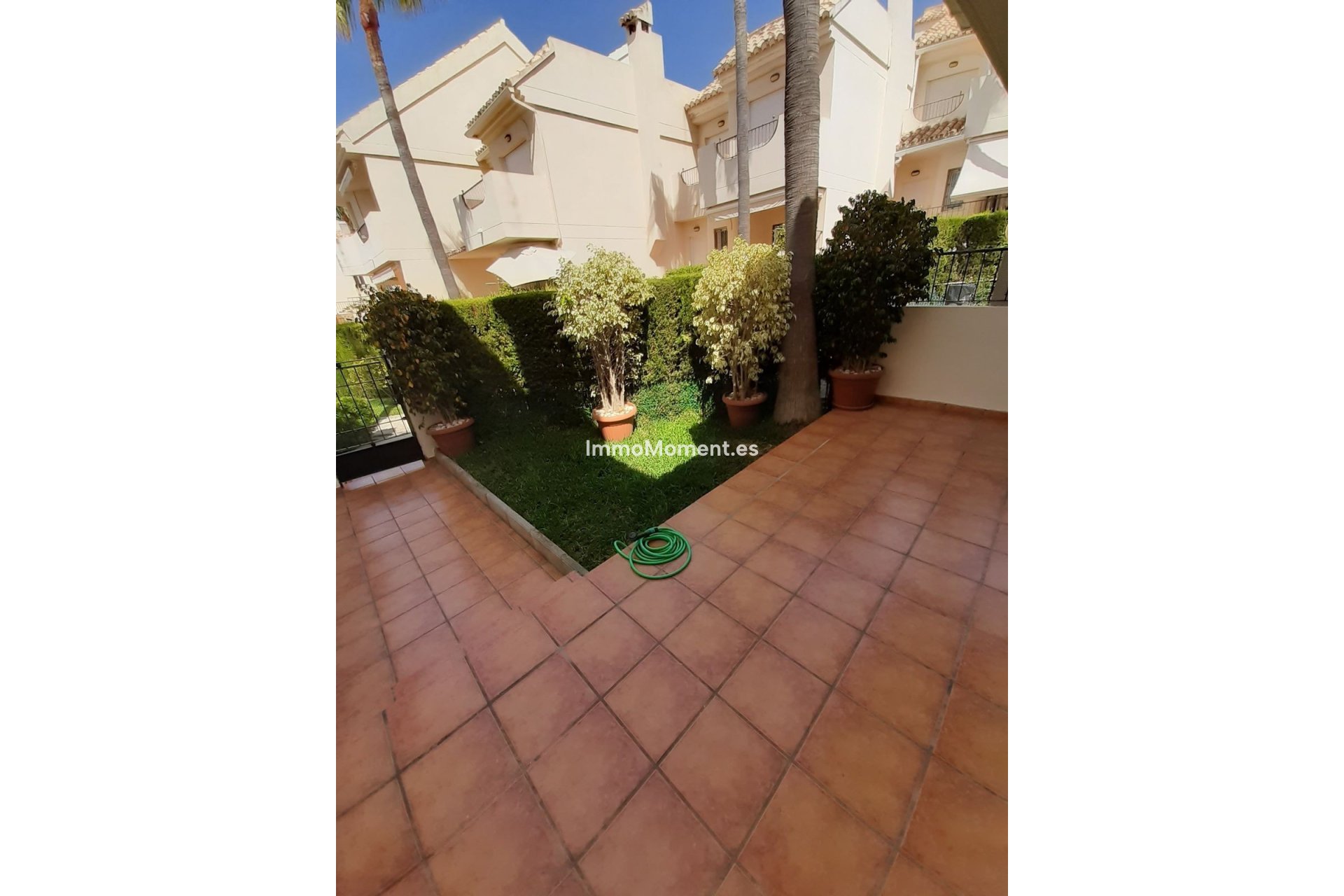 Resale - Townhouse - Marbella - Las Chapas