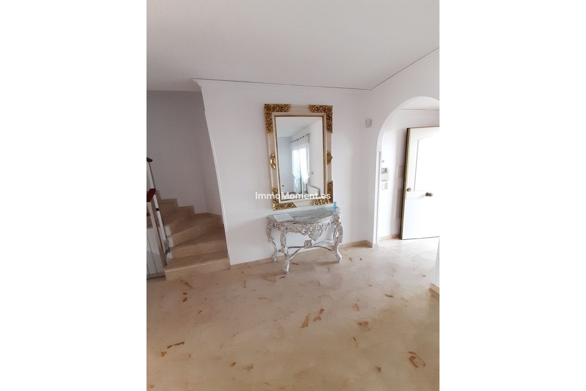 Resale - Townhouse - Marbella - Las Chapas