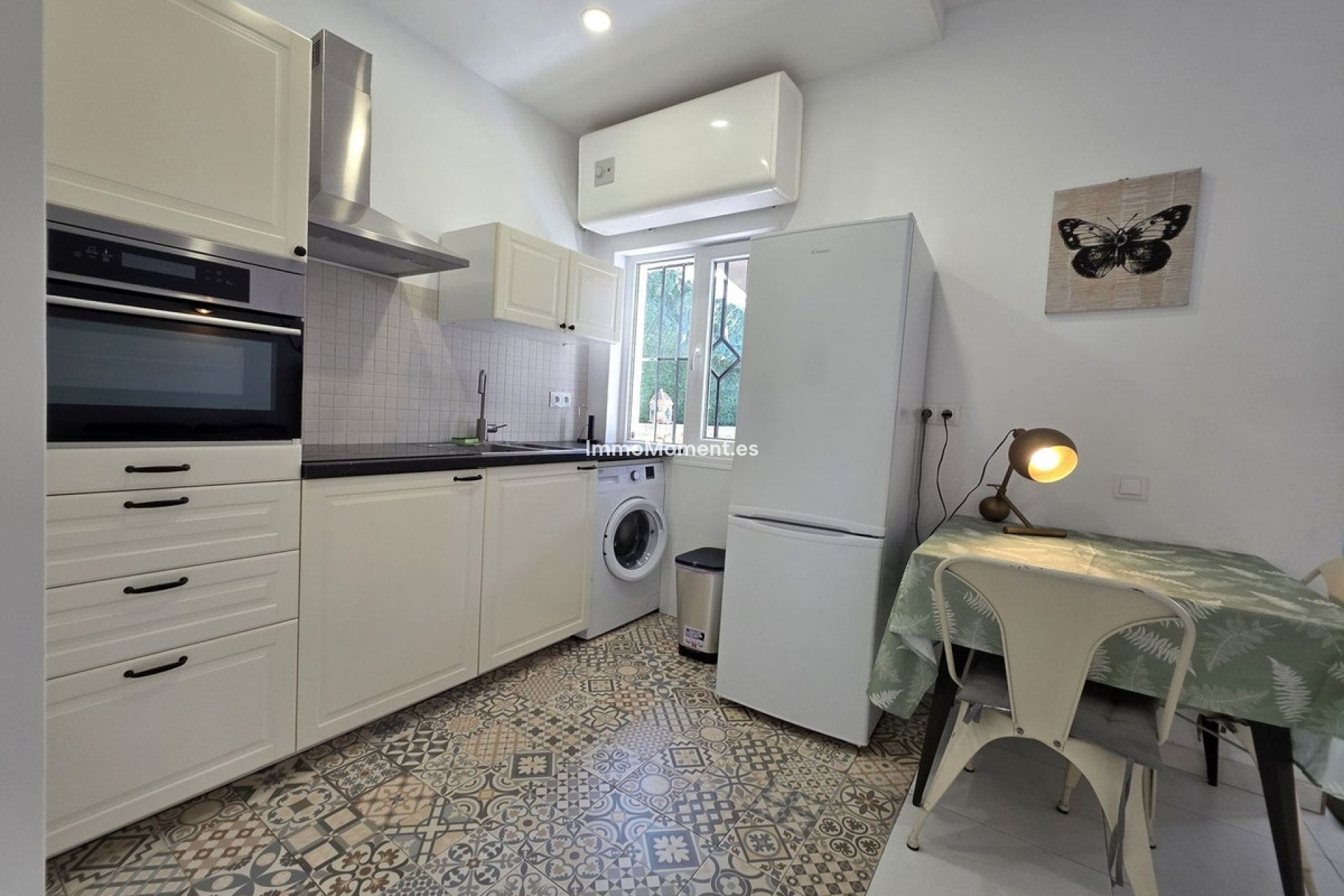 Resale - Townhouse - Marbella - Las Chapas