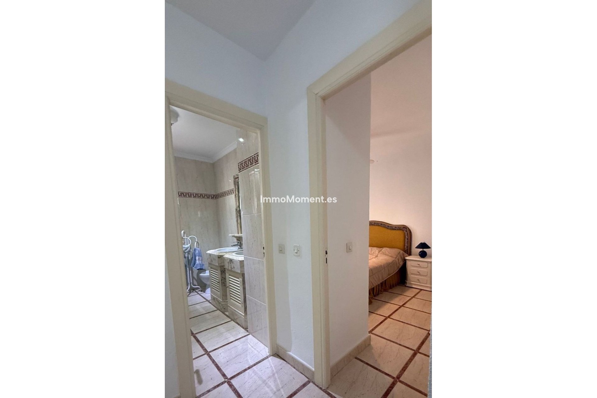 Resale - Townhouse - Marbella - Marbella Centro