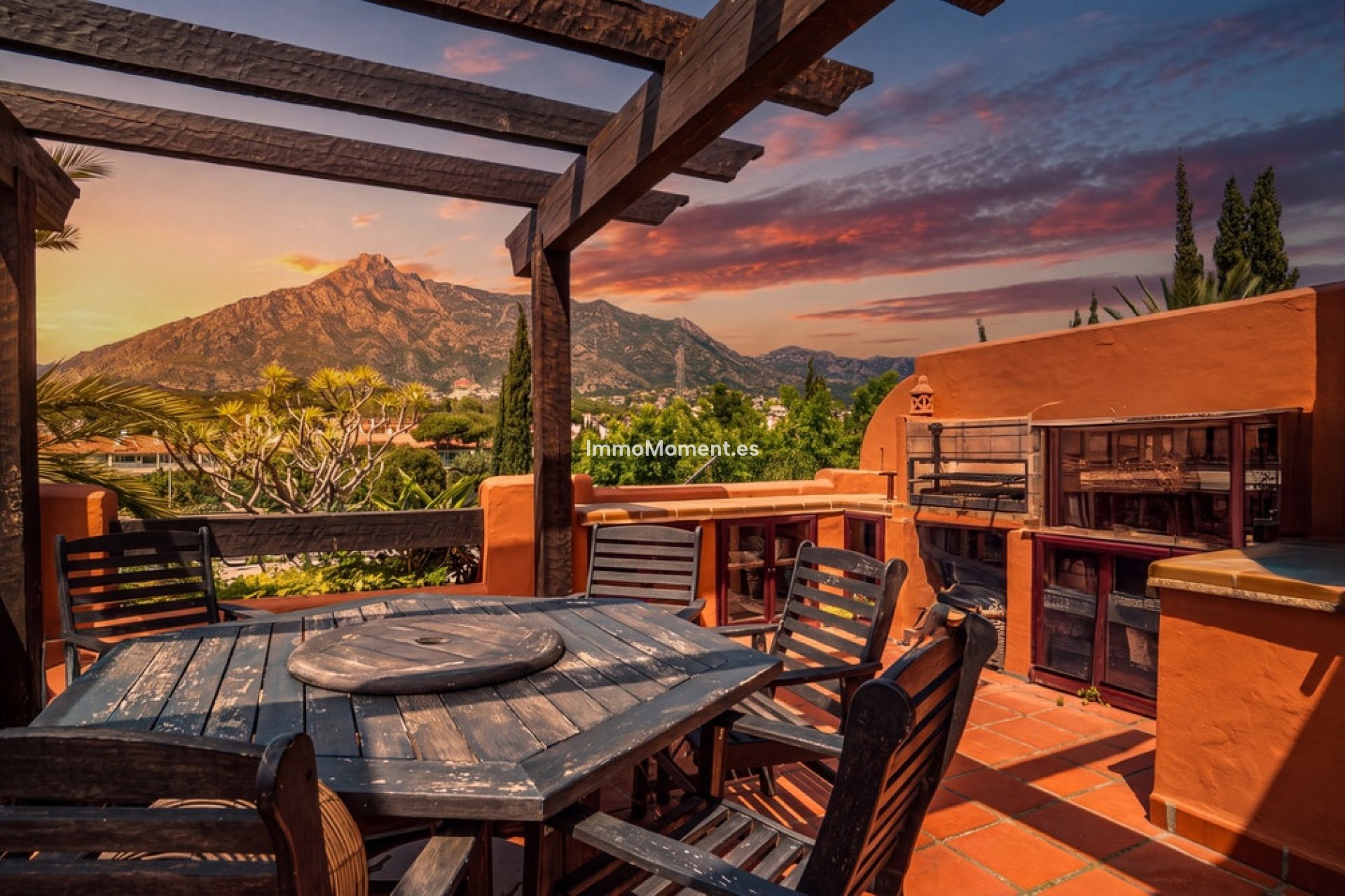Resale - Townhouse - Marbella - Marbella Centro