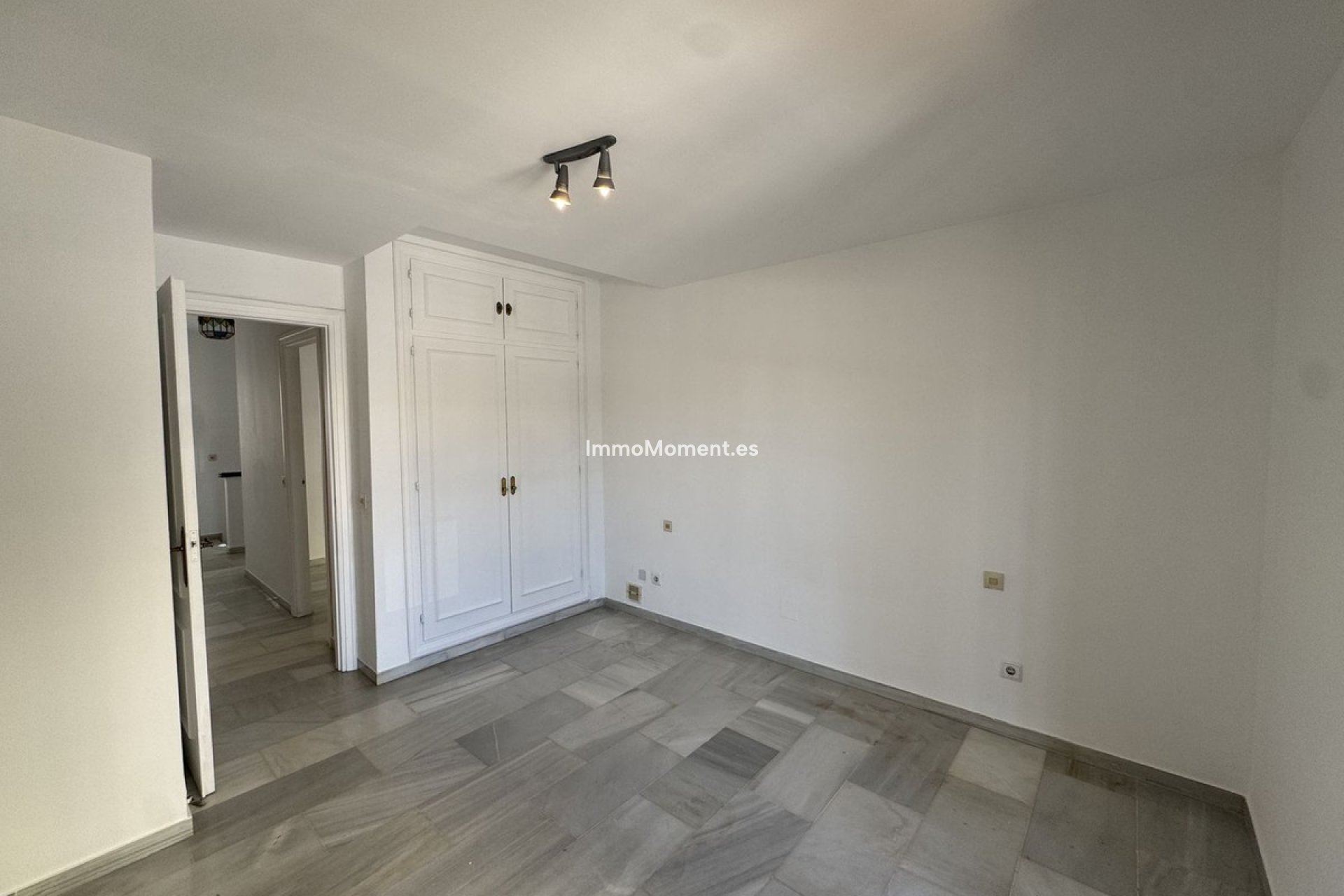 Resale - Townhouse - Marbella - Marbella Centro