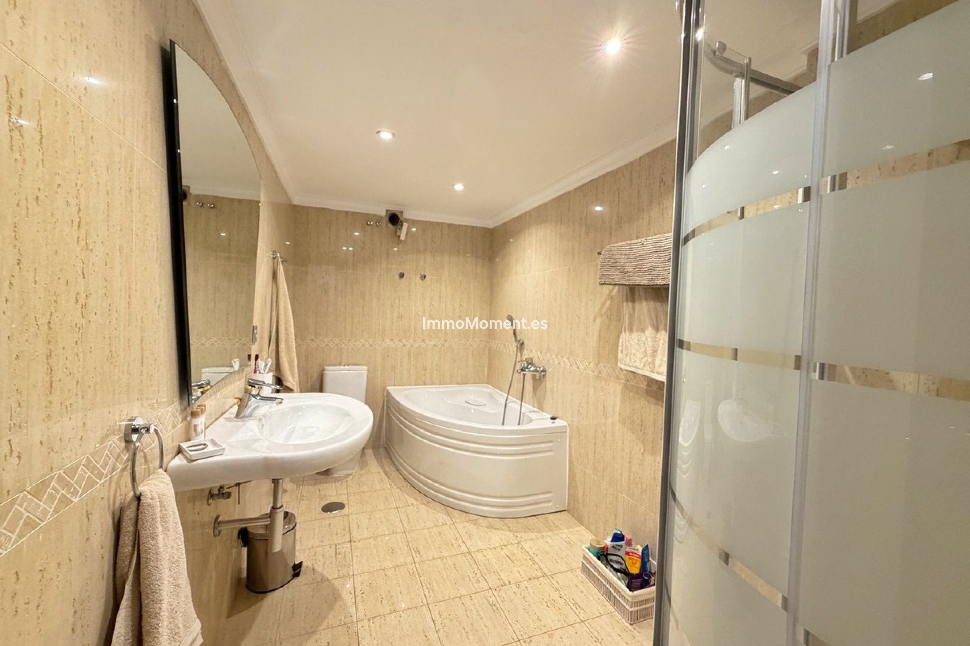 Resale - Townhouse - Marbella - Marbella Centro