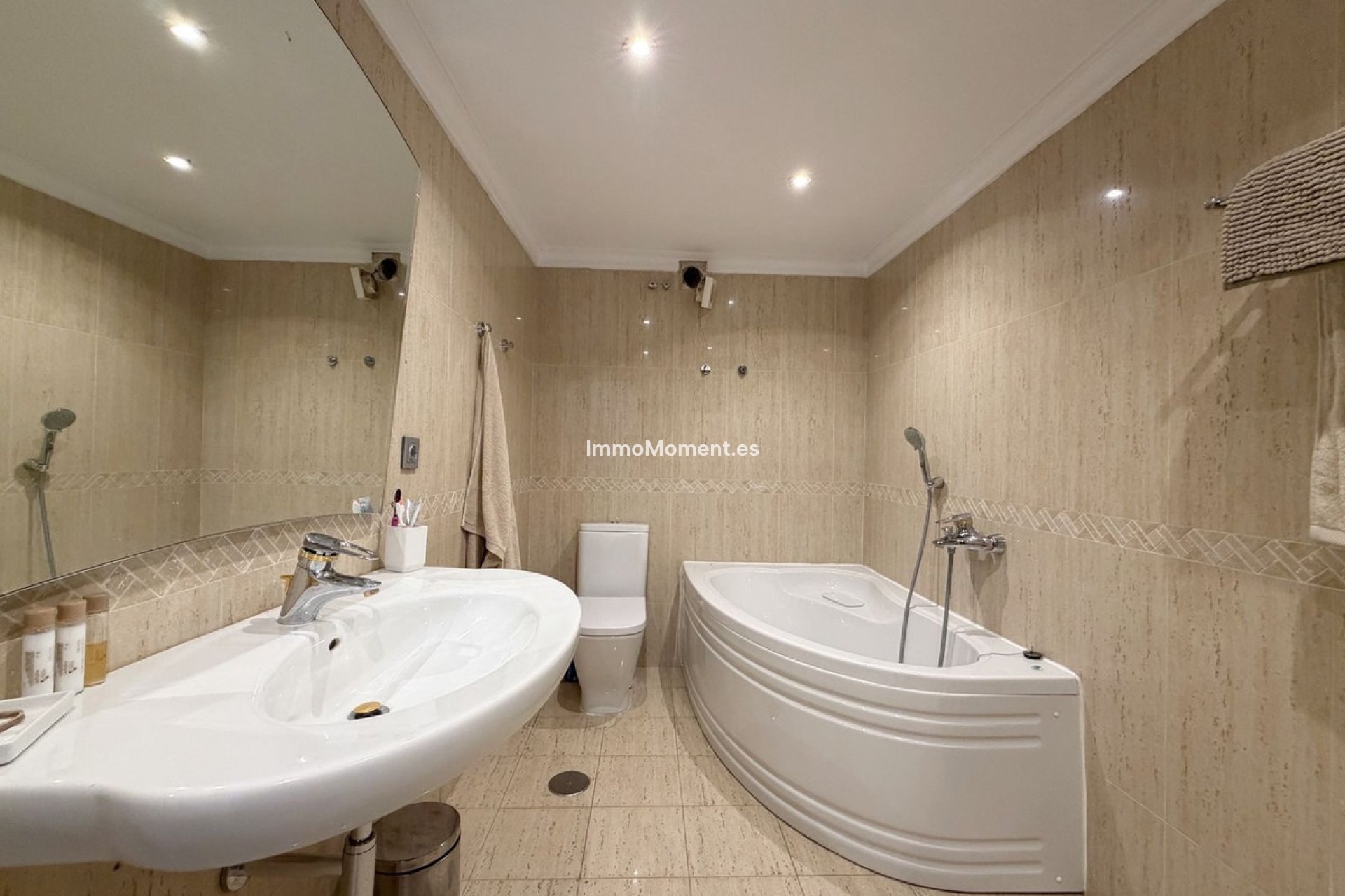 Resale - Townhouse - Marbella - Marbella Centro