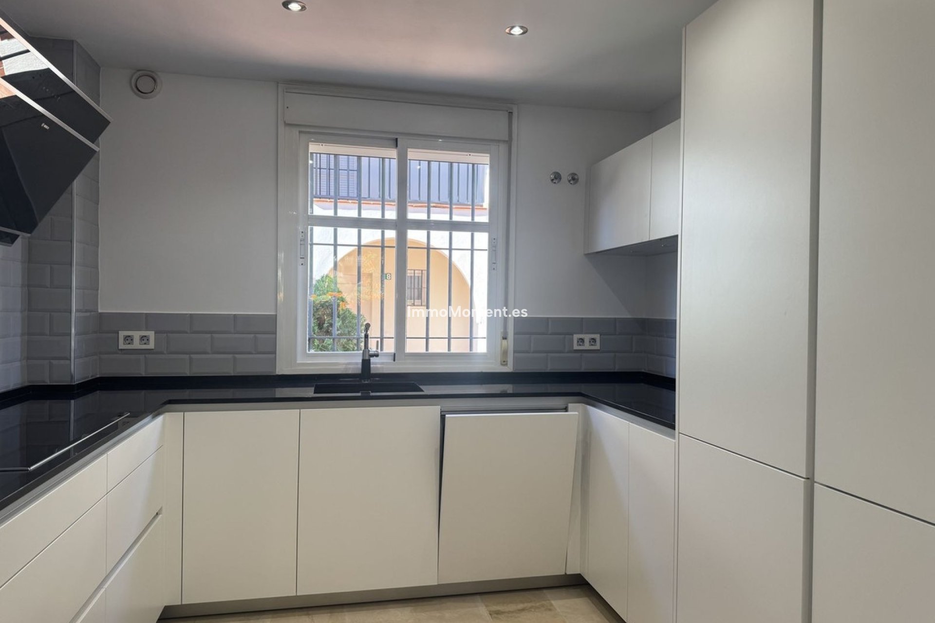 Resale - Townhouse - Marbella - Marbella Centro