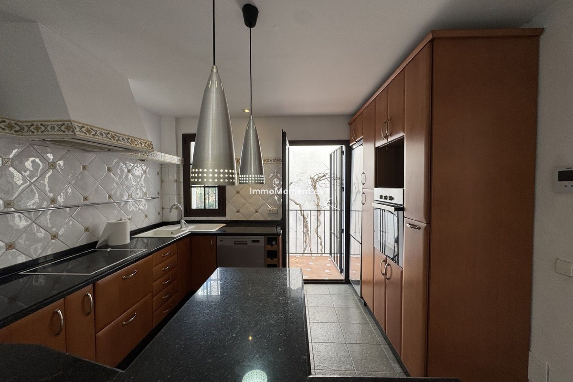 Resale - Townhouse - Marbella - Marbella Centro