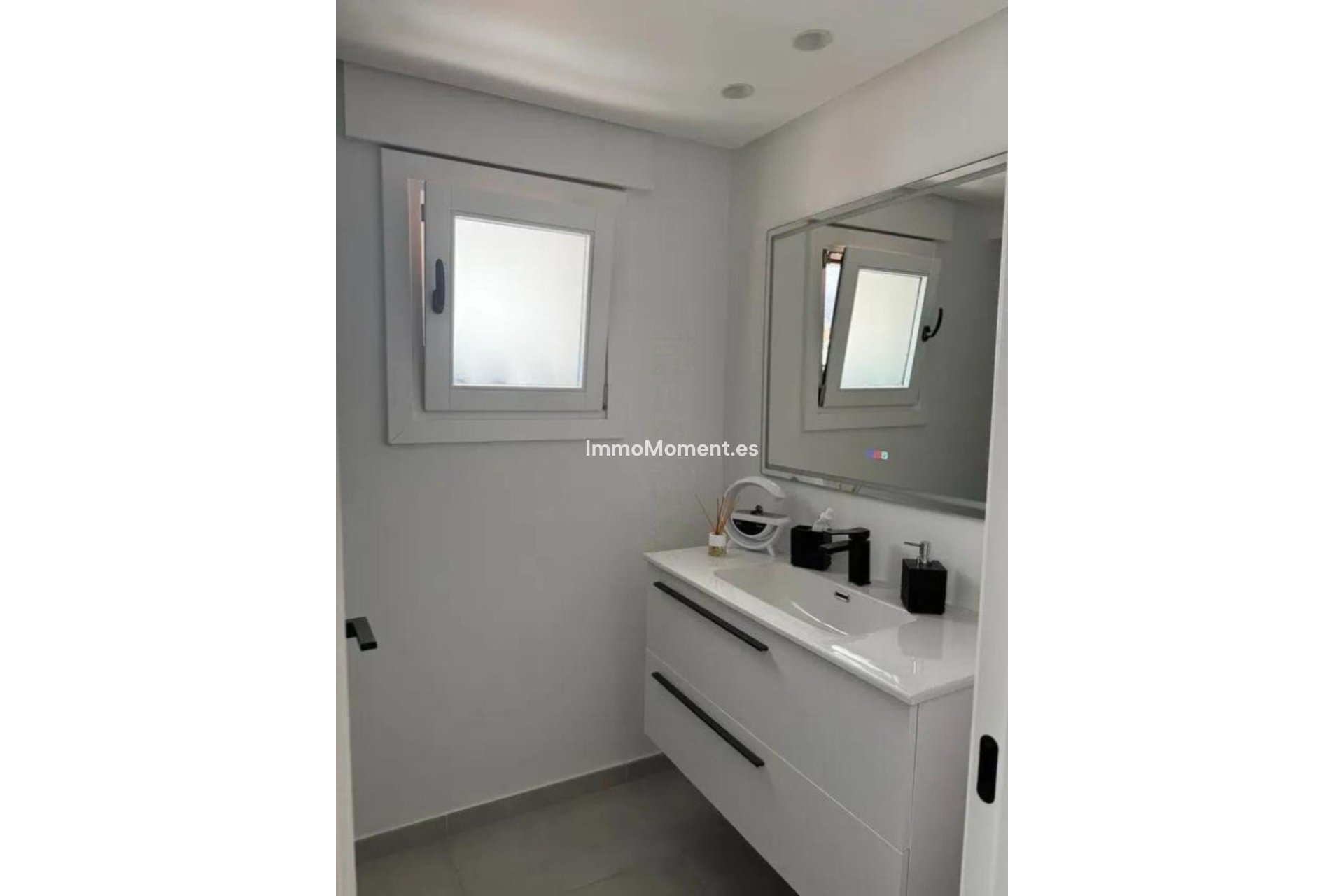 Resale - Townhouse - Marbella - Marbella Centro