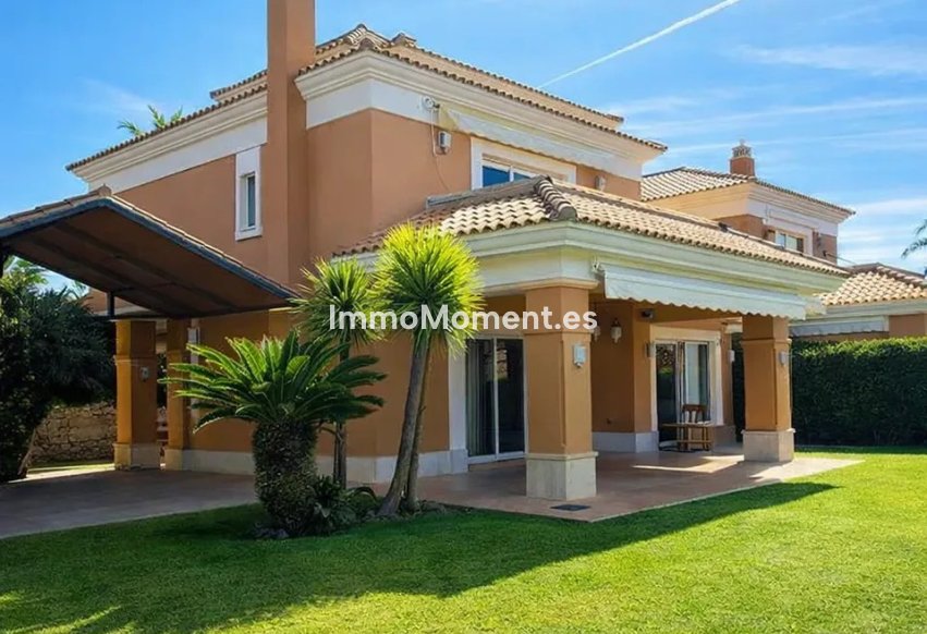 Resale - Townhouse - Marbella - Marbella Centro