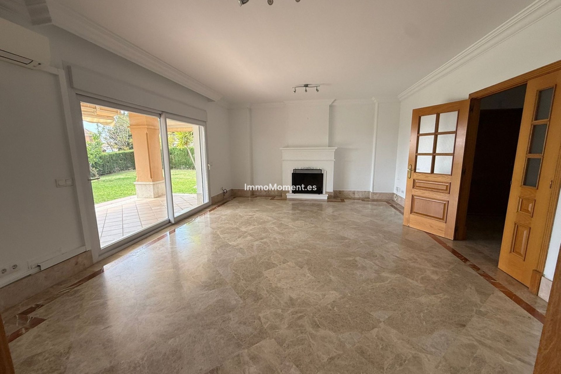 Resale - Townhouse - Marbella - Marbella Centro