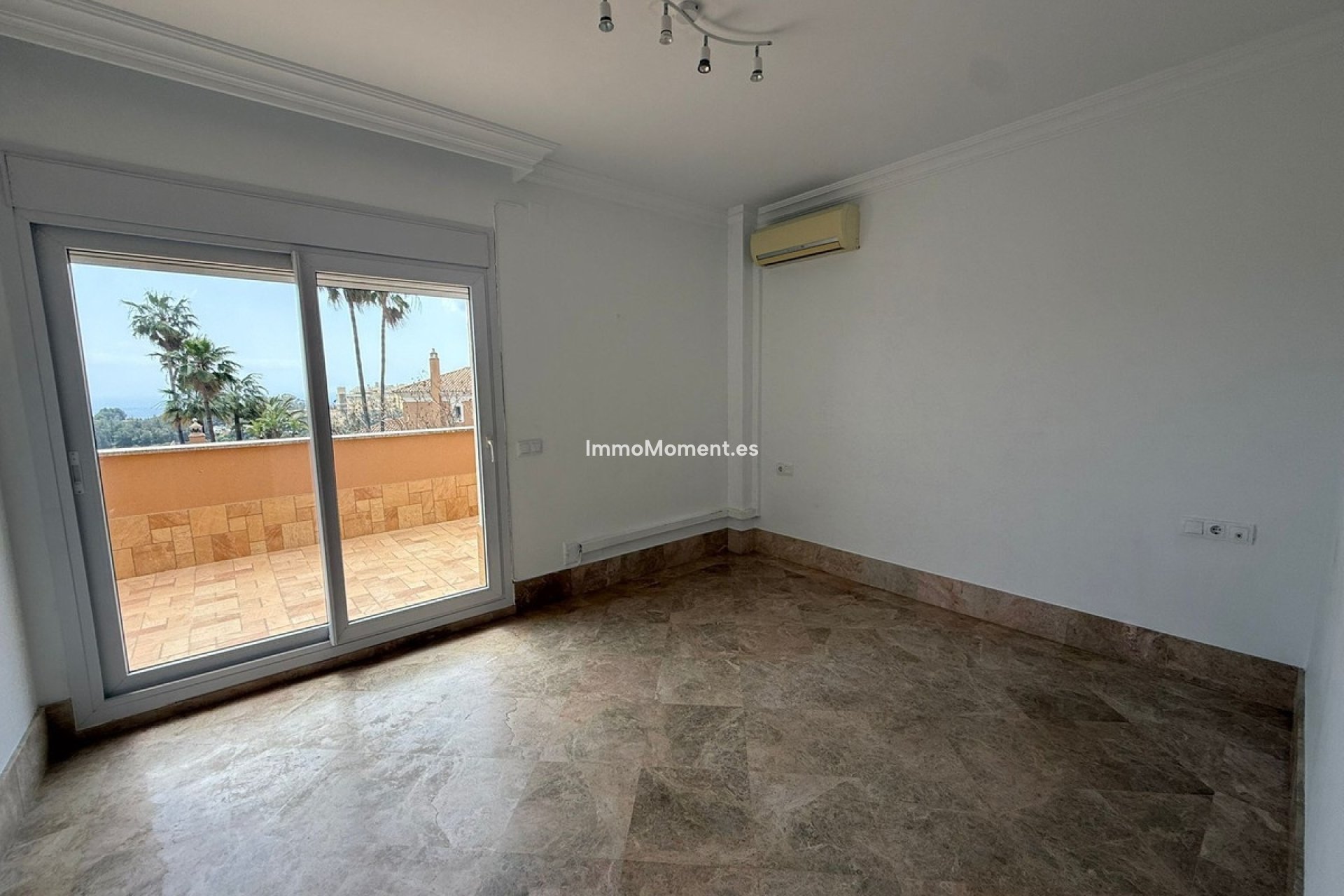 Resale - Townhouse - Marbella - Marbella Centro