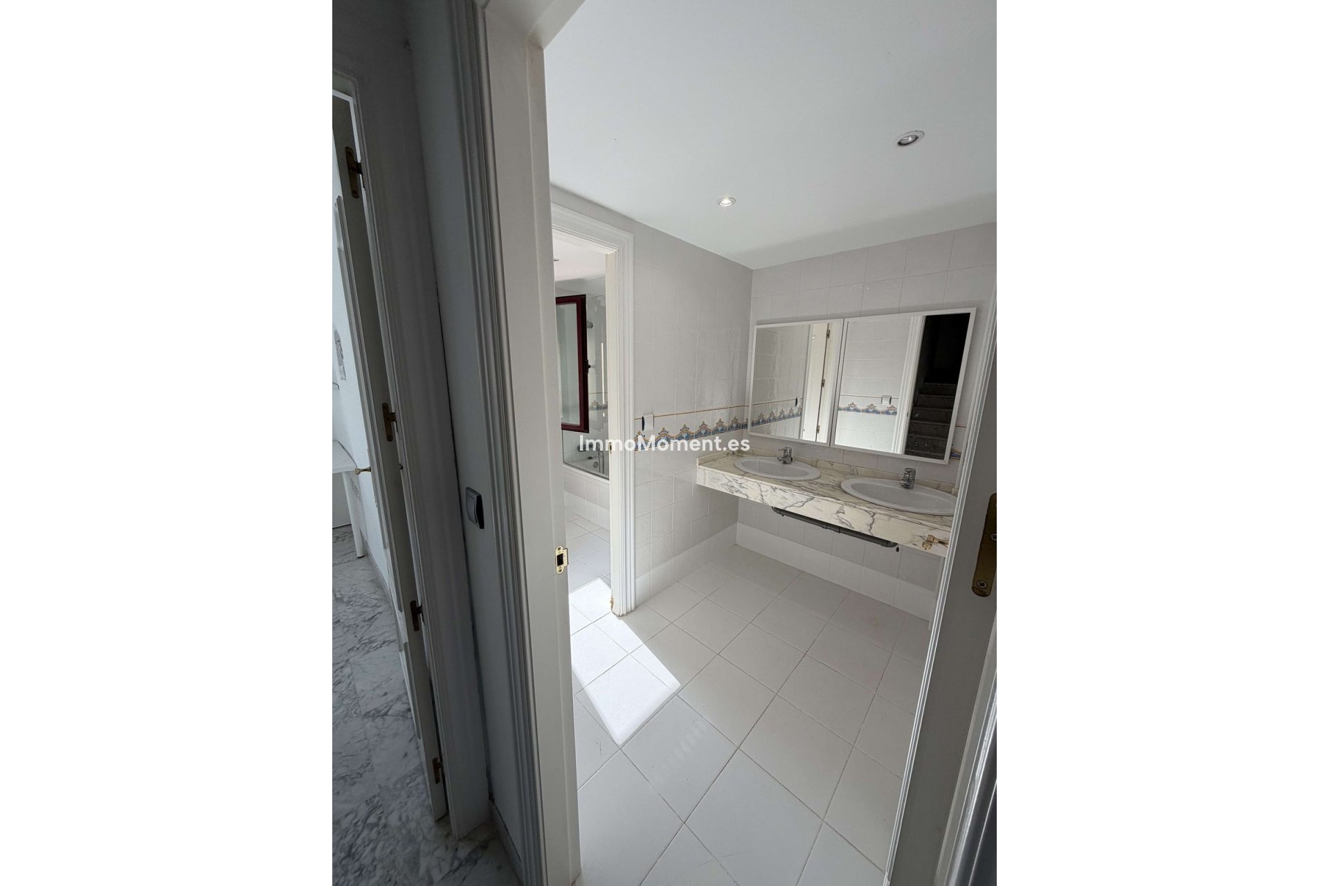 Resale - Townhouse - Marbella - Marbella Centro