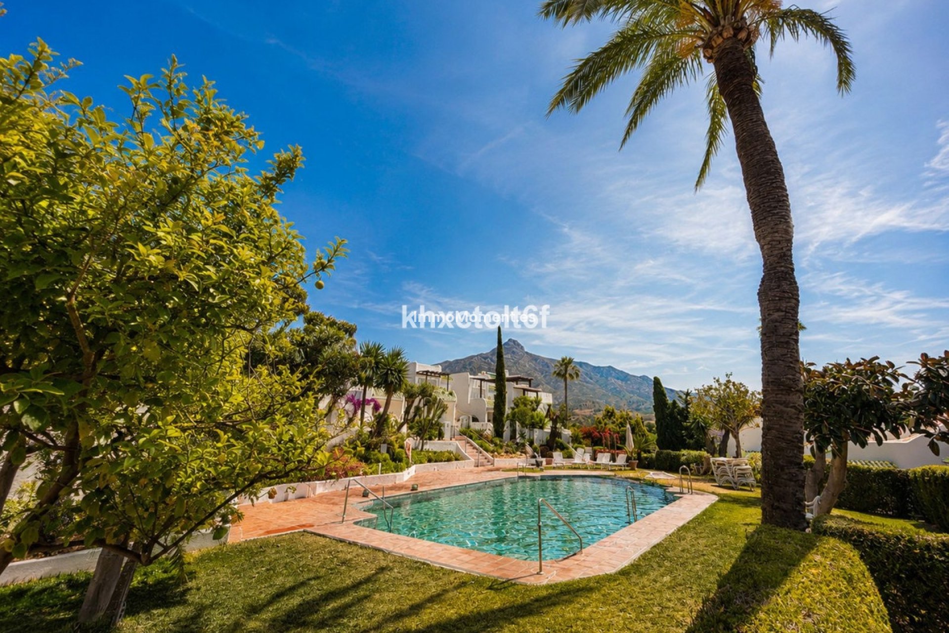 Resale - Townhouse - Marbella - Marbella Centro