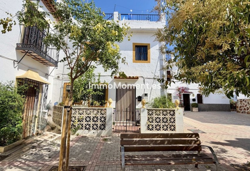 Resale - Townhouse - Marbella - Marbella Centro