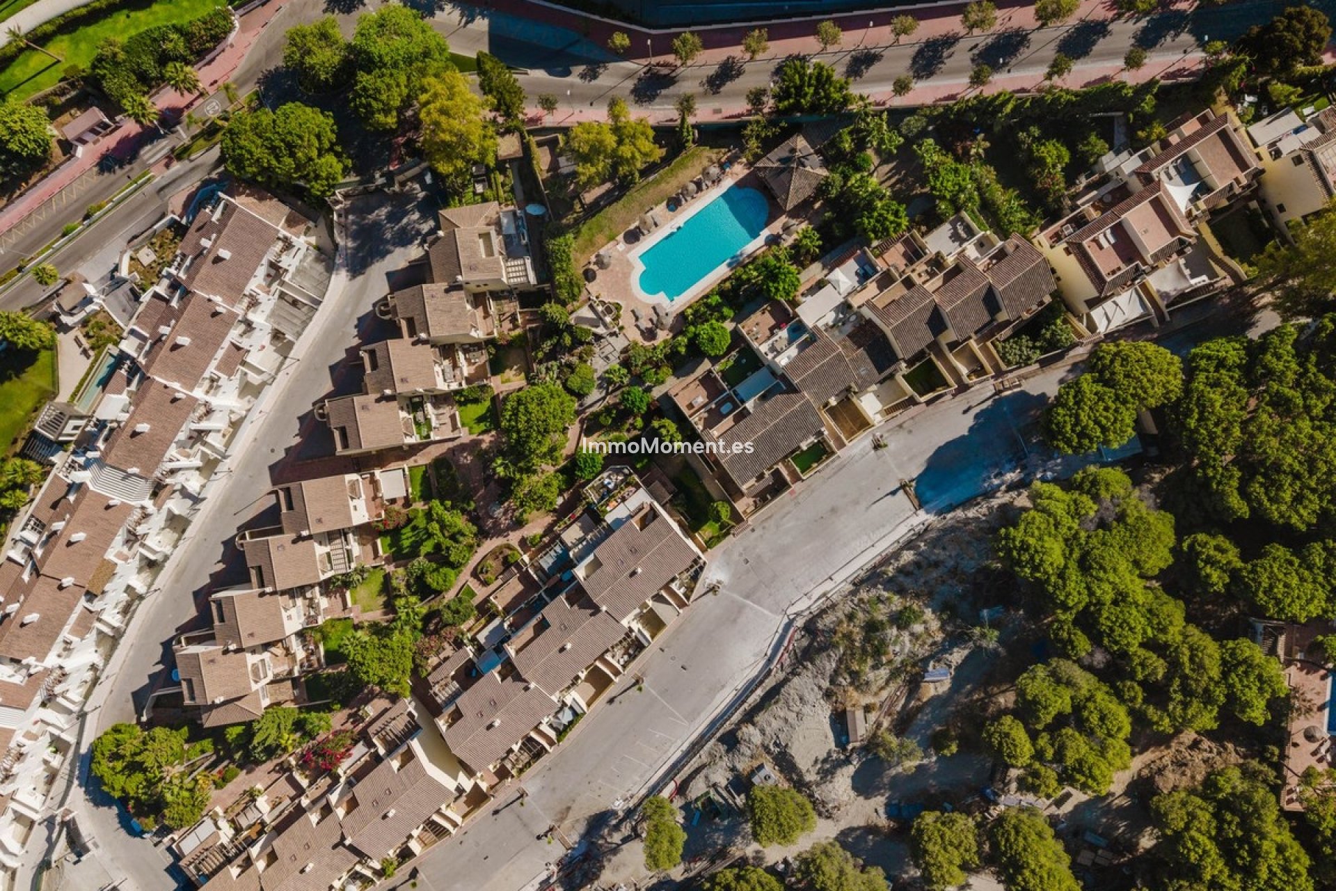Resale - Townhouse - Marbella - Nueva Andalucía
