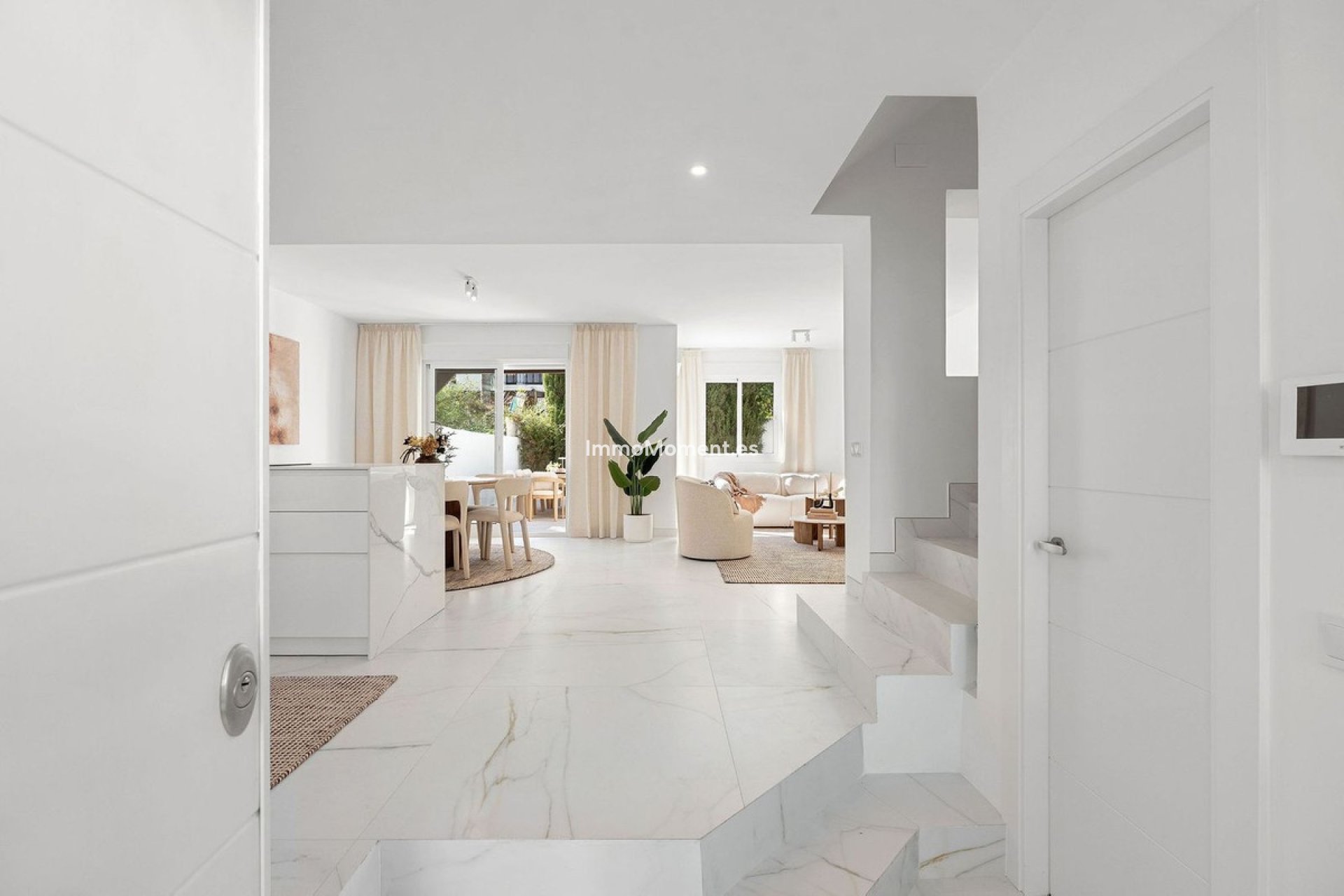 Resale - Townhouse - Marbella - Nueva Andalucía