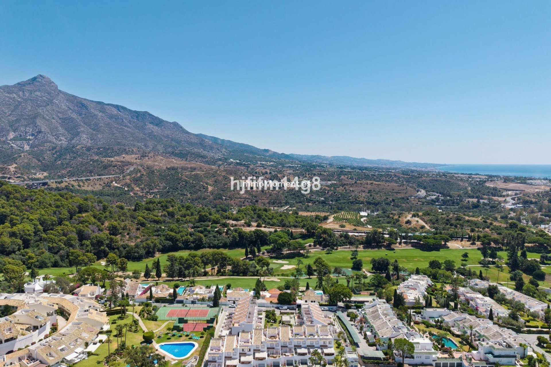 Resale - Townhouse - Marbella - Nueva Andalucía