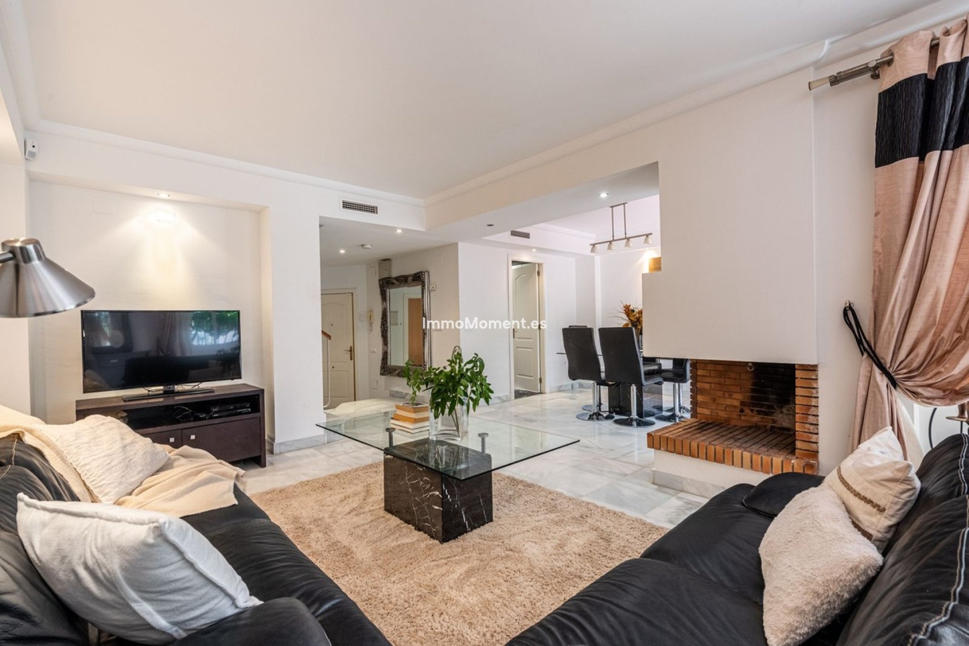 Resale - Townhouse - Marbella - Nueva Andalucía