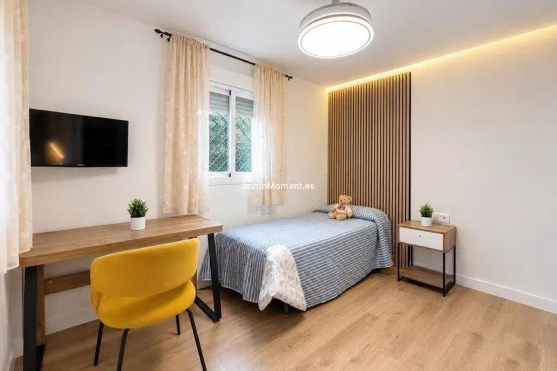 Resale - Townhouse - Marbella - Nueva Andalucía